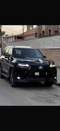 لكزس LX700 موديل ٢٠٢٥ ماشيه ١٢ الف فقط  شركة ساز ام الضمان  مواصفاته ا...