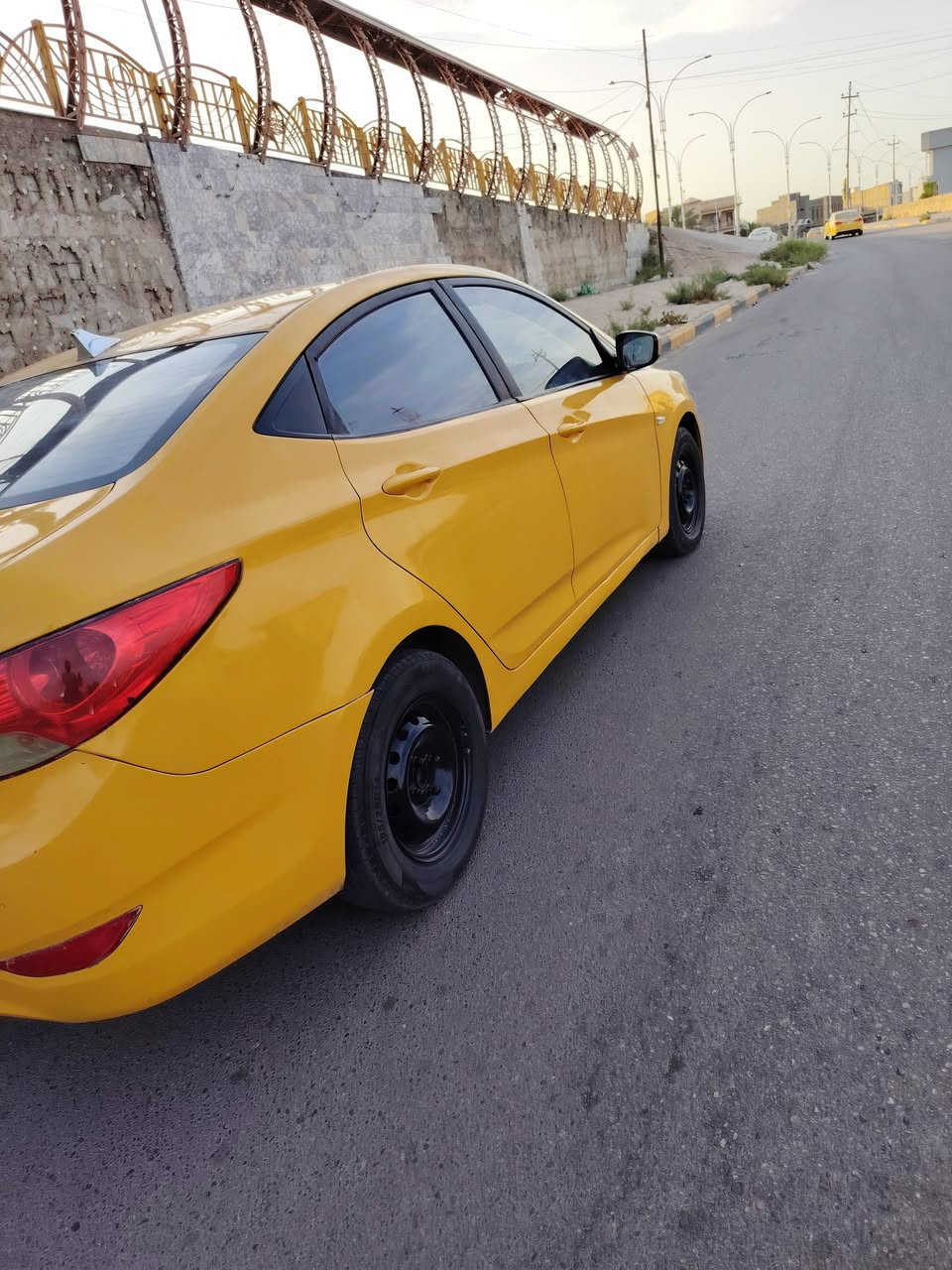 سلام عليكم اكسنت موديل 2012 خليجي  مكفول مكينه 1600 دوش رقم مثنئ مصفره هيئة وغرامات مداور ثاني يوم السعر 72 وبيه مجال بصيط مكان السماوه المركز المدينه استفسار أكثر ***********  ترهم مراوس بالنترا او سيراتو تكسي
