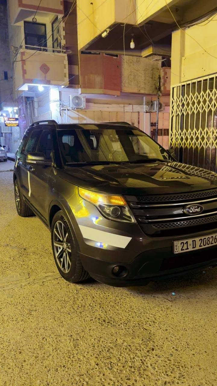 سيارة فورد اكسبلور
موديل ٢٠١٥
سيارة بيها قطعتين صبغ شبرين ينحسب كلين
مكينية مبدل بلادي
فول مواصفات xlt
تحكمات استرين
كشنات كهرباء
رقم سليمانية
كوبون بانزين موجود
سيارة نضيف حيل مال بيت
سيارة ادامة كامل بلكات ونوزلات وفيت بم كلشي جديد
سعره ١٤٣ وبيها مجال للطيبين
عنوان كركوك 
رقم هاتف ***********

