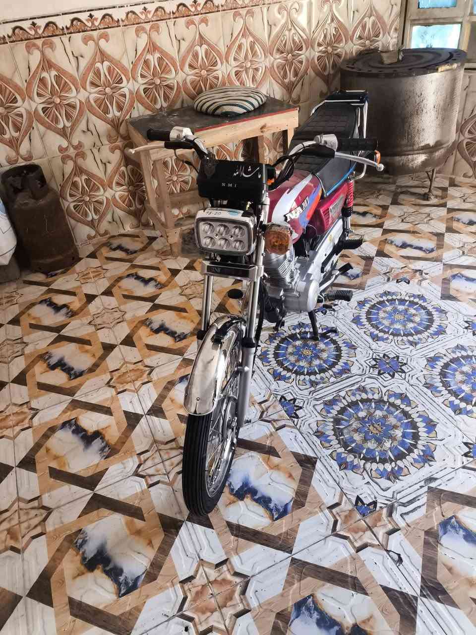 السلام عليكم دراجه ناعمه سلام شاص لي بلادي موديل 23 طلعه من الوكيل بال 2025 بنحت ال 25 الدراجه مستلم بس سنويه بعدها ما مستلمه رقم مالها يعني اللي يشتغل عندي ورقم يسجل باسمه قبل عنوان البصره قضاء الديره السعر مليونين و450 قفل ***********
