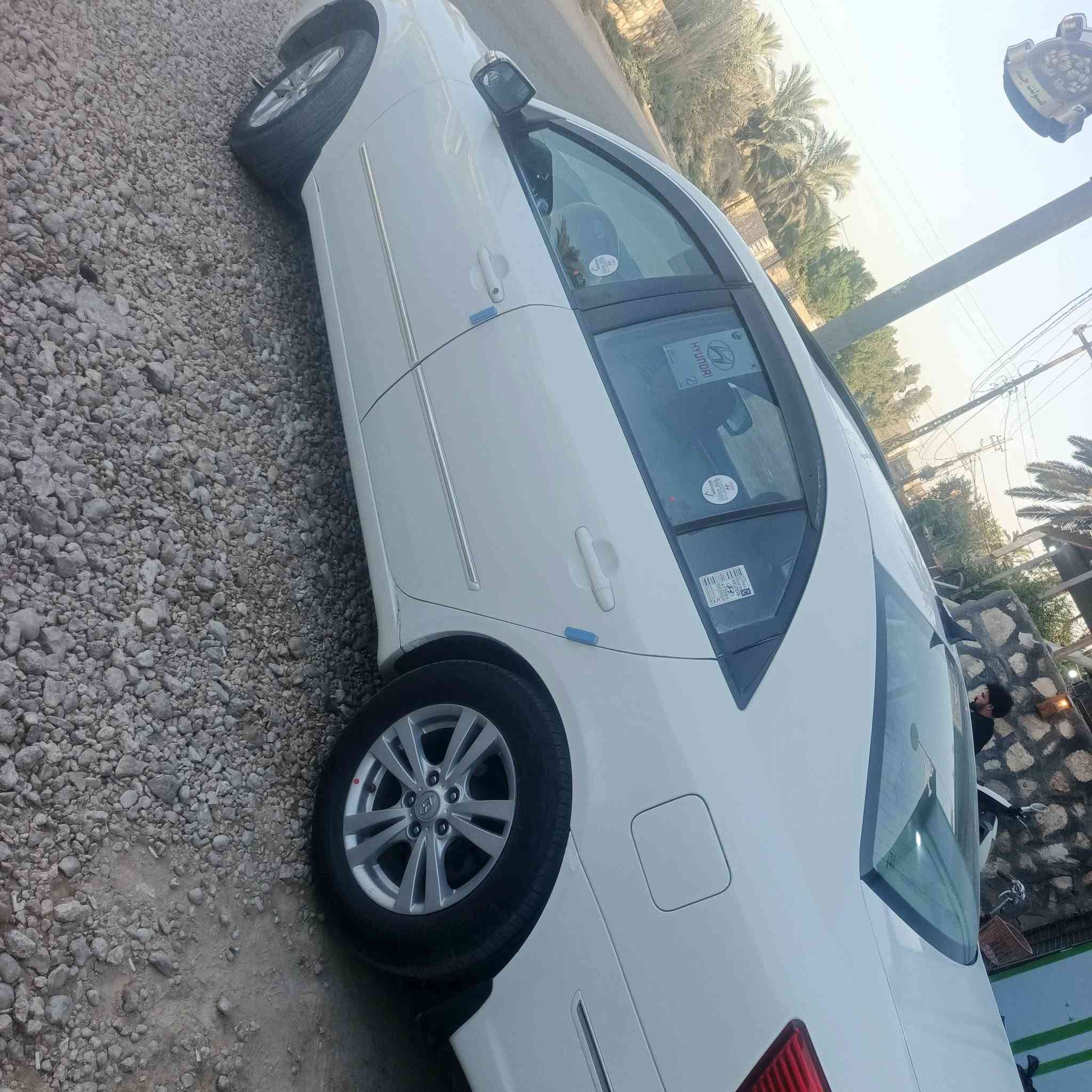 سلام عليكم سوناته خليجي  موديل 2011السيارا بل كارتون وخير من الله كوله جديد بيه جاملغ خلفي وباب السعر 103مكاني حله شارع 60 رقمي ***********
