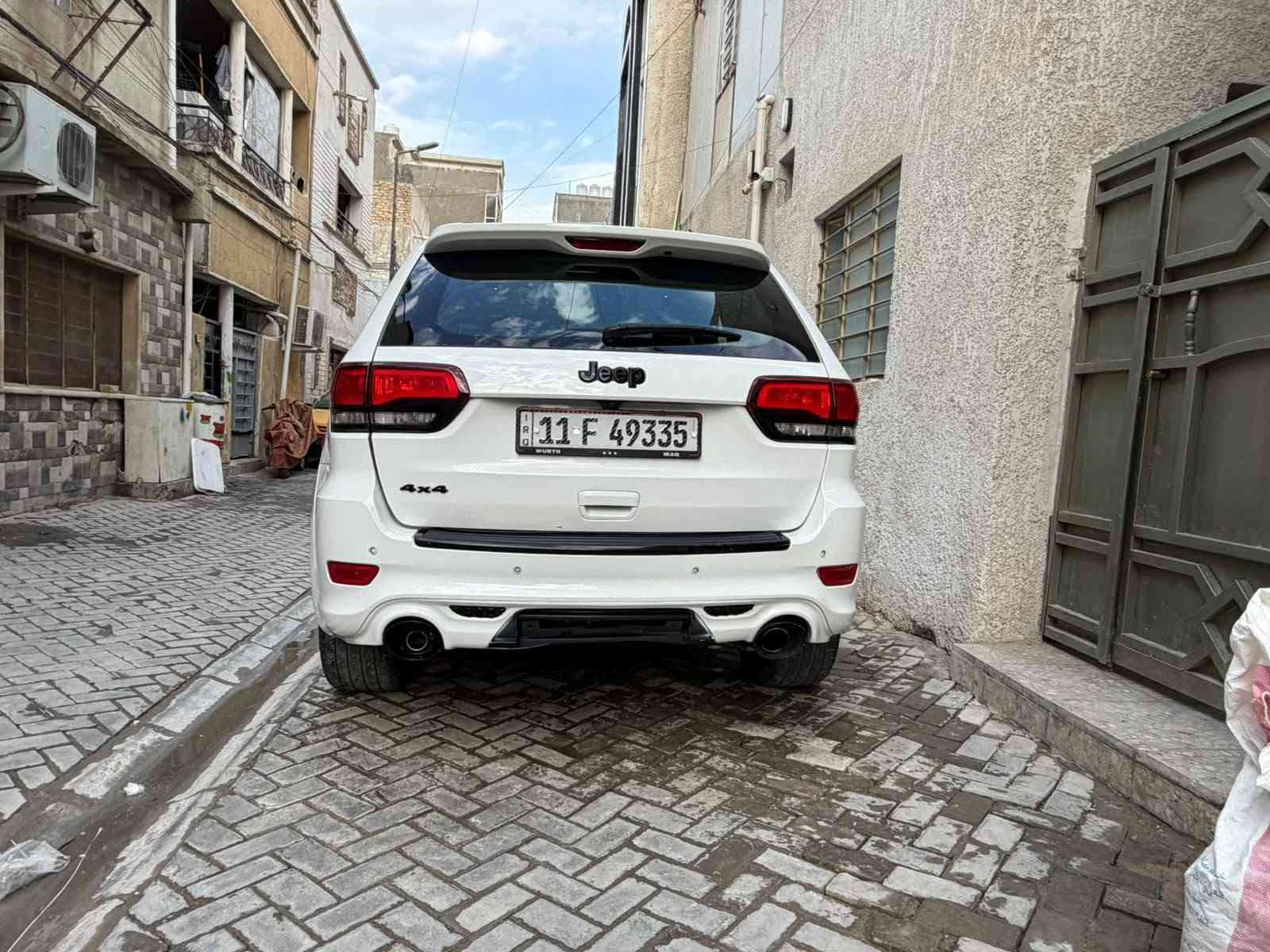 جيب بلاك توب • ٢٠١٨ • SRT