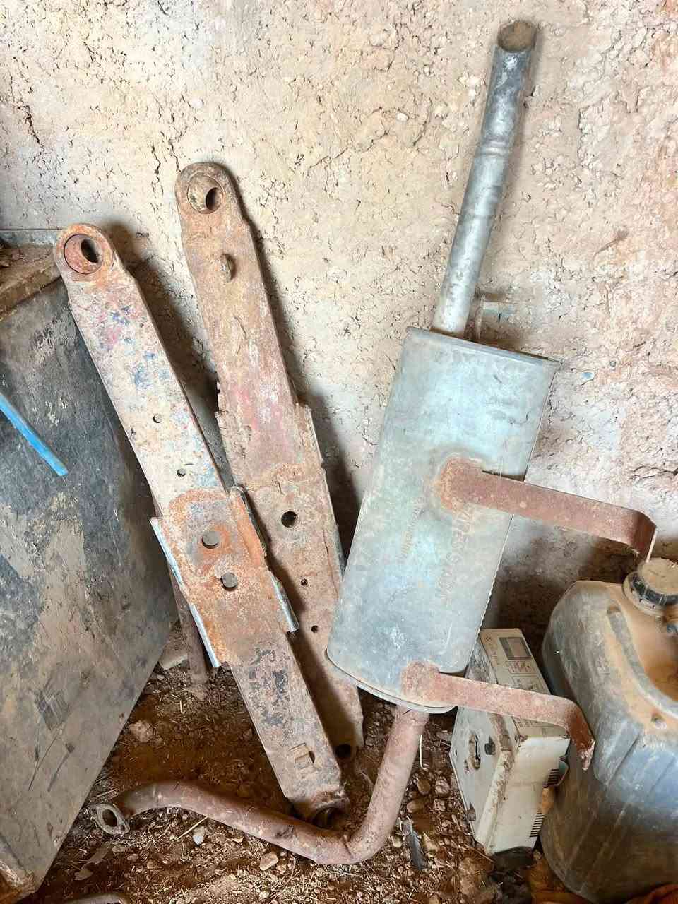 *********** للبيع دزكه ستيرن فوركسن انكليزي مال شركه +صفاحيات فوركسن و لاجستنات حجم كبير وصغير وكزوز بتر كاتم
