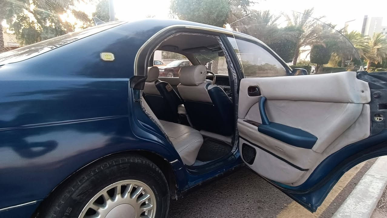 سلام عليكم 
بطه للبيع او المرواس موديل 1993
كفاله عامه  من الكص ونقل الجثه والاصوليات   السياره جاهزه من كلشي مكينة وكير   لحد  2030 مشروع وطني رقم بصره  تحويل ثاني يوم السعر47 وبيه مجال قليل حق الجيه
مكاني العمارة ***********
