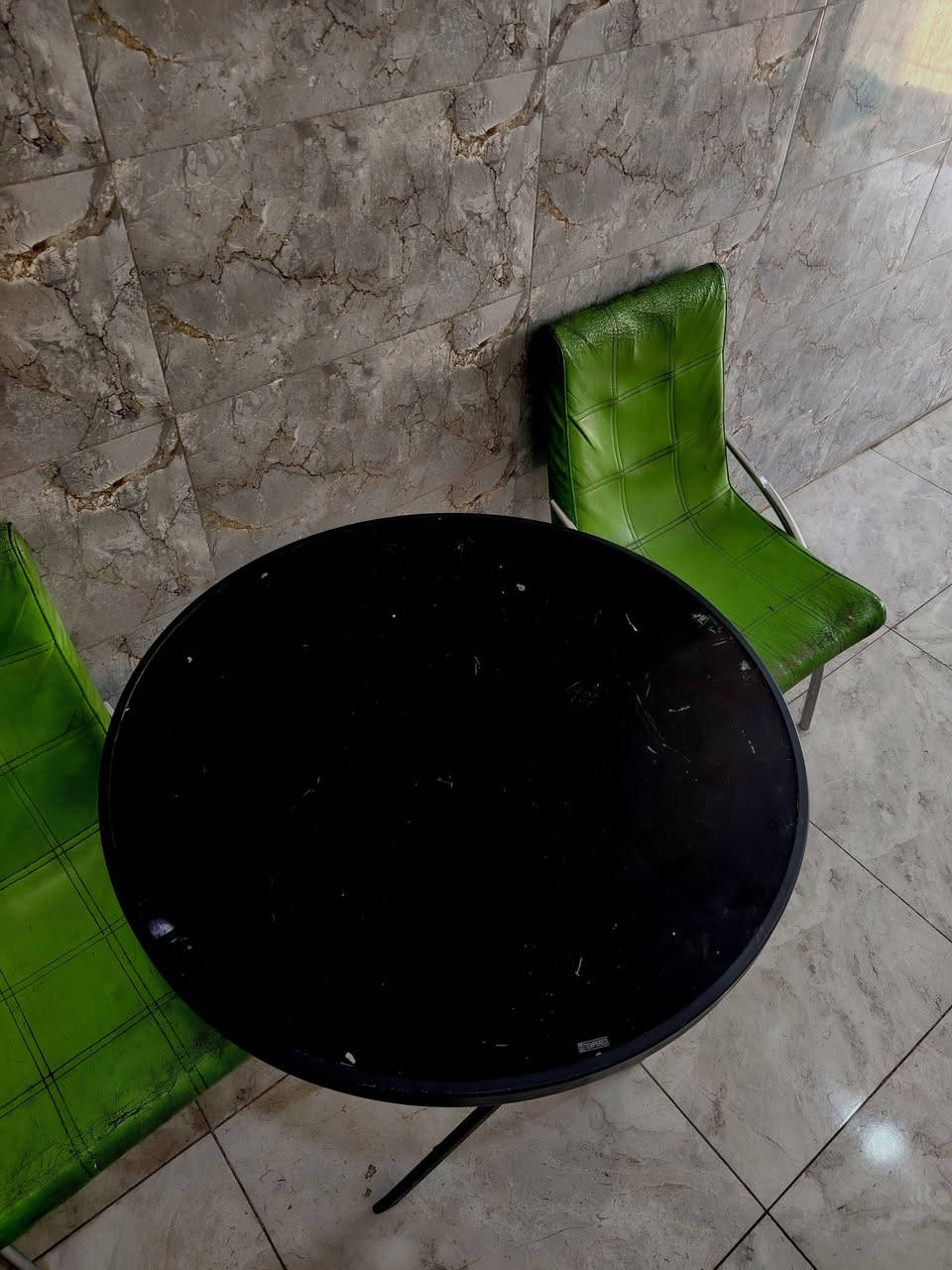 غراض كافتريا للبيع
مكاني الحلة
***********
