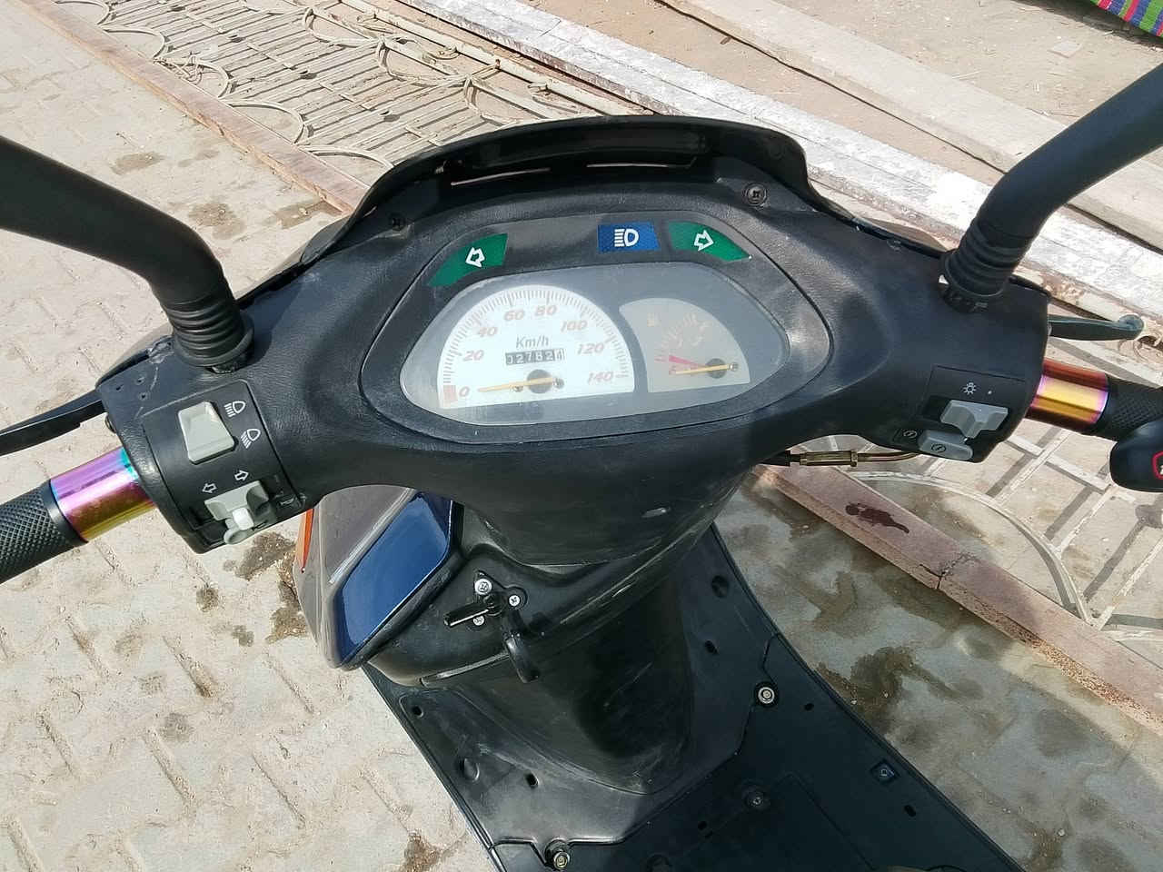 دراجه مال حاويه 650 قفل صار شهرين منزله ما مفتوح على الوكاله***********
