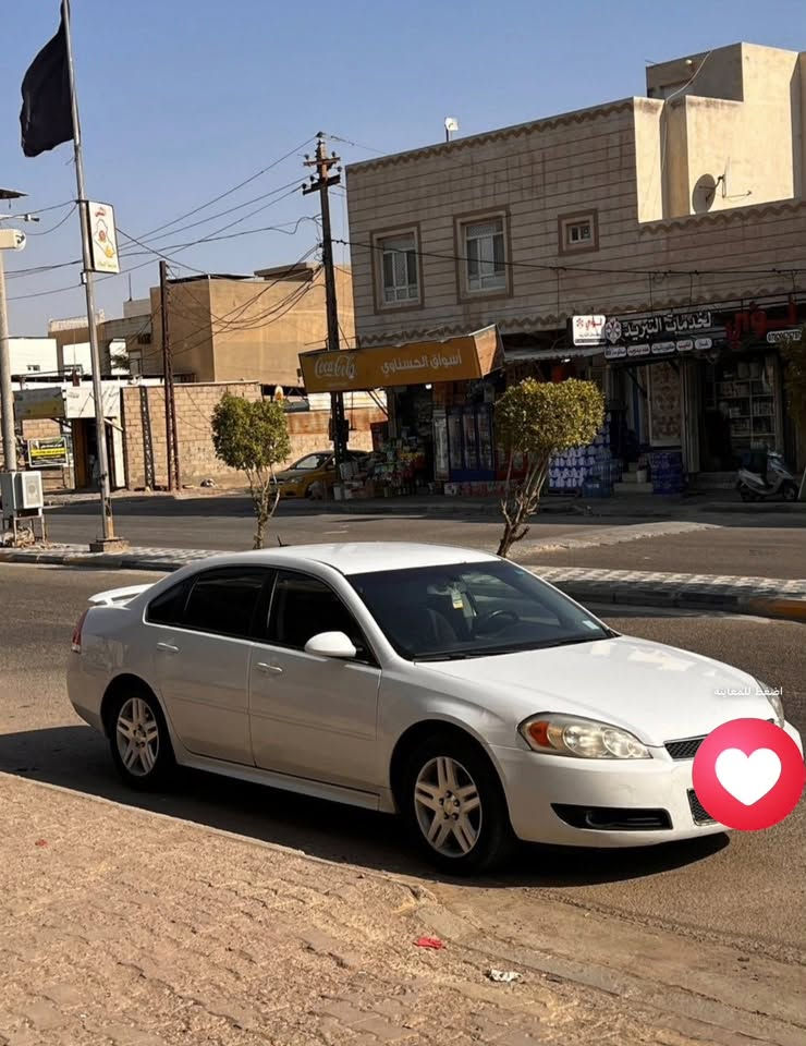 السلام عليكم 
أمبالا موديل ٢٠١٦ مواصفات LT
شاشة وكاميرا وكشنات تحكم كهربائي
السيارة نظيفة جداً 
بدون حادث سرقة قطعتين فقط
جاملغ وبنيد صور الحادث موجودة وبارد بالقمارة على گد شبر 
رقم قادسية تحويل ثاني يوم
السعر ١٢٧ وبي مجال 
الرقم : ***********
المكان : السماوة مركز المدينة

نص مكتوب في الصور:
- اضغط للمعاينة
- اضغط للمعاينه