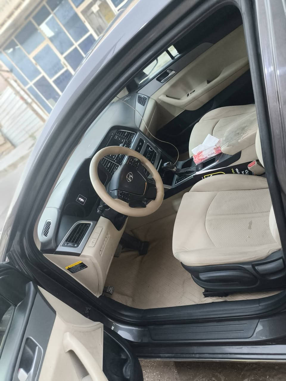 سلام عليكم سوناته مديل 16سياره بيه ت٣ قدع صبغ بدون داخل 
حداديه 80 بل ميه محرك كير جدد  سياره ما عايزه برغي سعر115 وبيه مجال مكان نجف كوفه مروس ترهم  حسب لقناعه ***********
