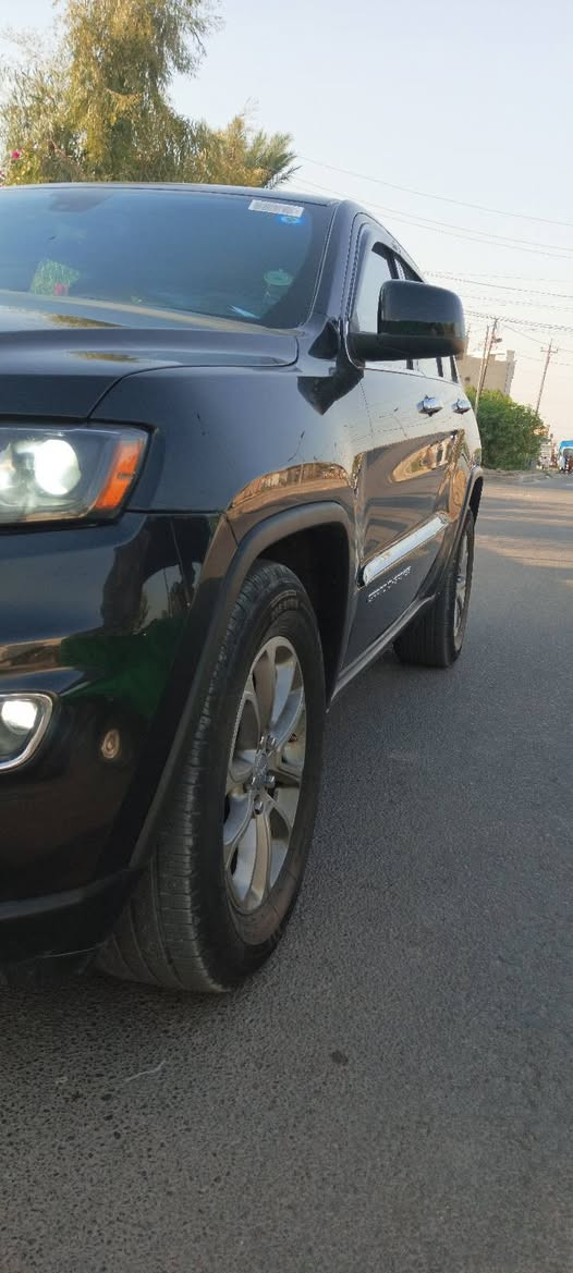 سلام عليكم شباب جيب شيروكي موديل 2014 رقم بغداد باسمي تحويل مباشر
حادثها بامريكا جاملغ امامي فقط

وبالعراق بيها رش جاملغ خلفي 

سياره مابيها اي نواقص فقط درام شفت امامي بي طكه 

كير مكينه حدادية تايرات 

داخل كله نضيف مامتعوبة

 التحق 10 تيام تبقى مجودره وانزل 10 مامتعبها بانزين عادي محسن كلشي تسحك 

دهن مثبتها ادينول شباب سعر السياره #168 وبيها مجال حك جيك وتشلع عيوني غير متواجد على النت مكاني بغداد للاستفسار اكثر اتصل وتدلل ***********
