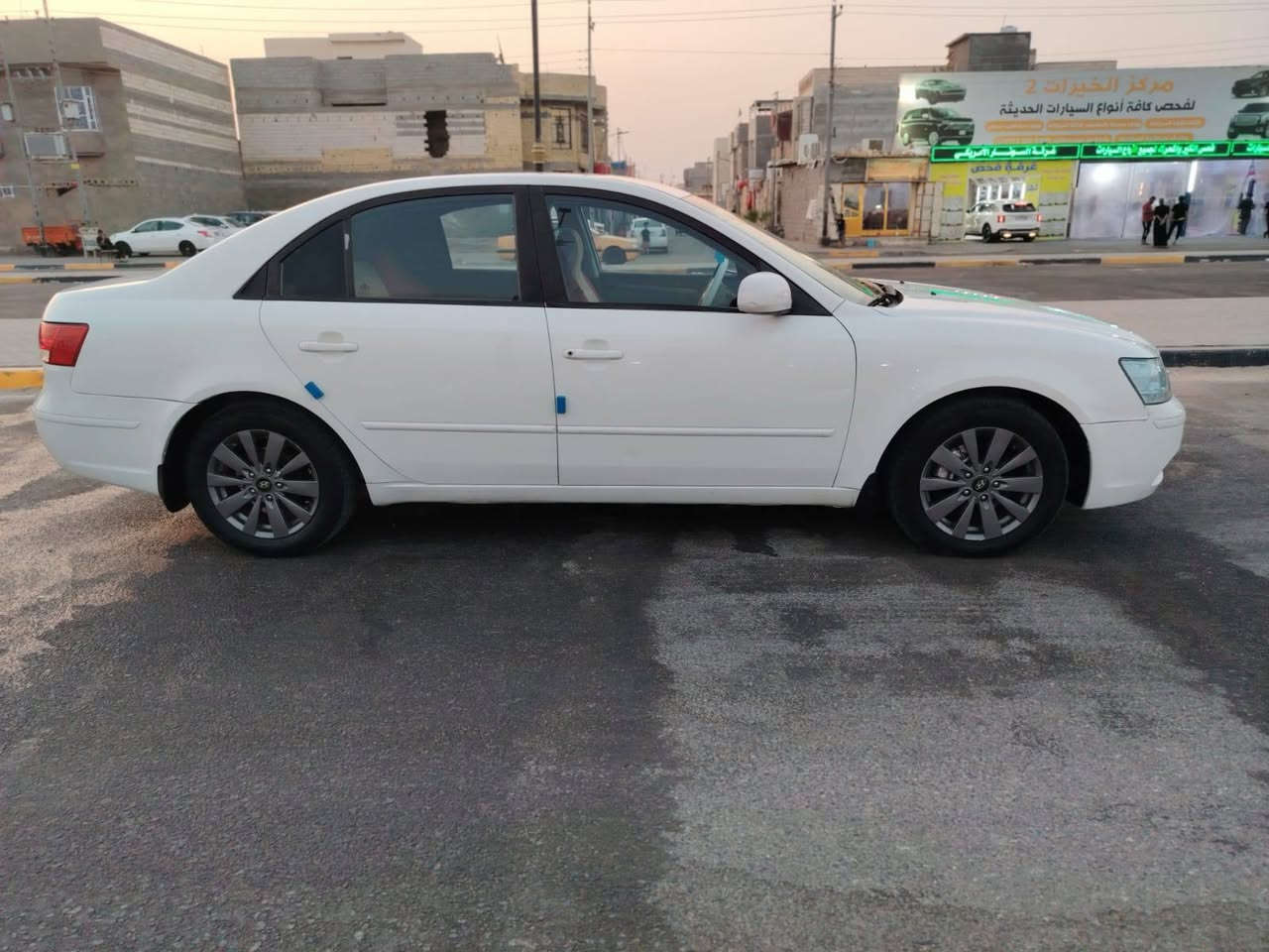 السلام عليكم سوناته شكل المقدس موديل 2010 بسمي سنويه31 تبريد ثلج خطين سياره وارد كوري طخه خفيفه بجاملغ الخلفي سعر 110 العنوان اابصره الزبير رقمي ***********
