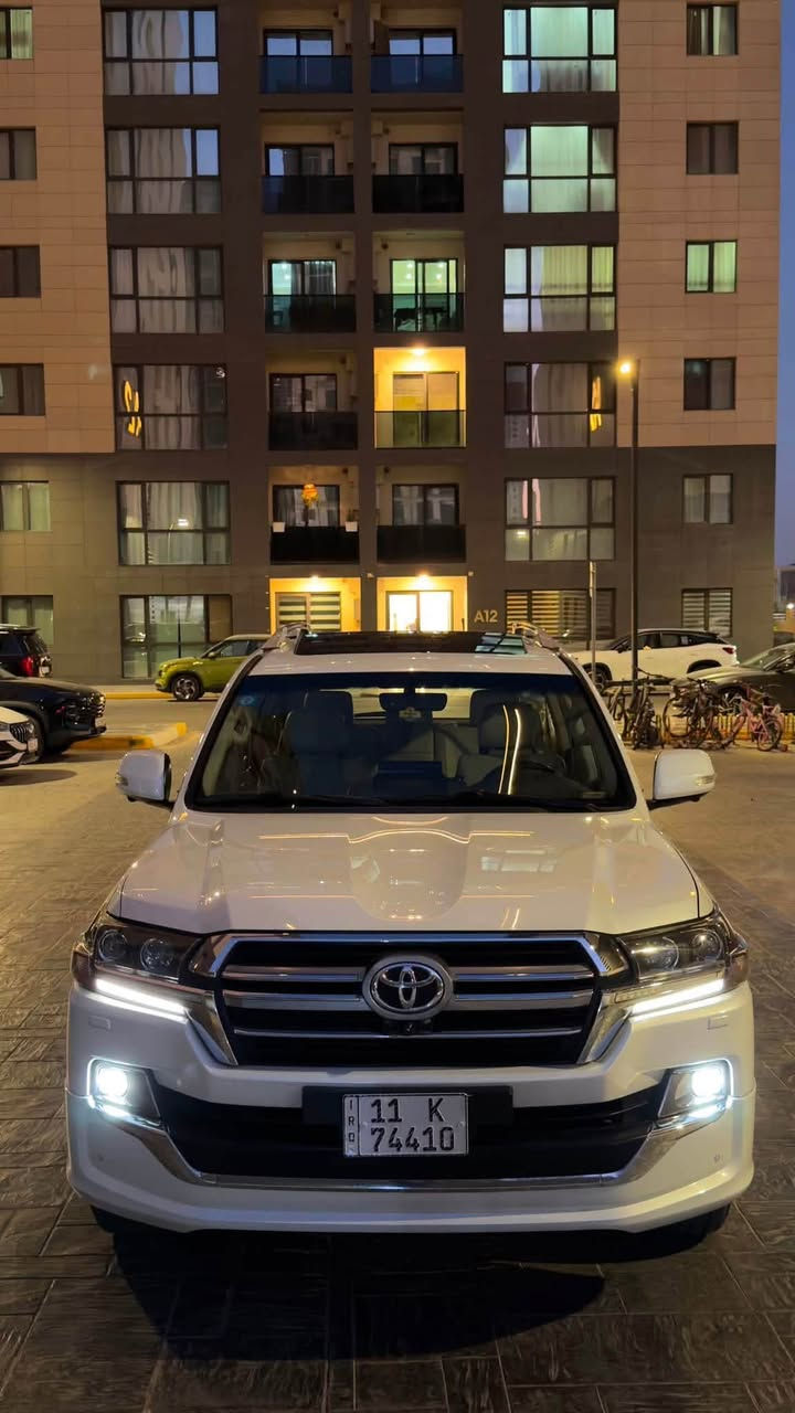 ((TOYOTA LAND CRUISER WHITE EDITION))
(2019)

شركة ساز 

فول مواصفات

المواصفات:

مقاعد جلد

مقاعد كهرباء

4 كاميرات

مرايا قلاب مع البك

تشغيل عن بعد

مرايا شفط

إشارات بالمرايا

بصمتين مع السيارة

إشارات ترحيب

3 شاشات

ثلاجة

إشارات لكزس

4 بصمات أبواب

دبل ماوس

مودات قيادة

تحكم ستيرن

مثبت سرعة

حساسات أمامية وخلفية

LED نهاري

فتحة سقف

السيارة مكفولة كفالة عامة:

من الصبغ

ومن فتح المحرك

كفالة مكينة وكير

( (اكو تكحيل بسيط بين الباب الخلفي والجاملغ ))

تخم تاير اصلي جديد

السيارة متصرف عليها ألف دينار ومتكاملة من كل النواحي

رقم بغداد 

باسمي – تحويل ثاني يوم

المكان: بغداد – حي الحسين
السعر :- 47,900$

التواصل :- 

***********
