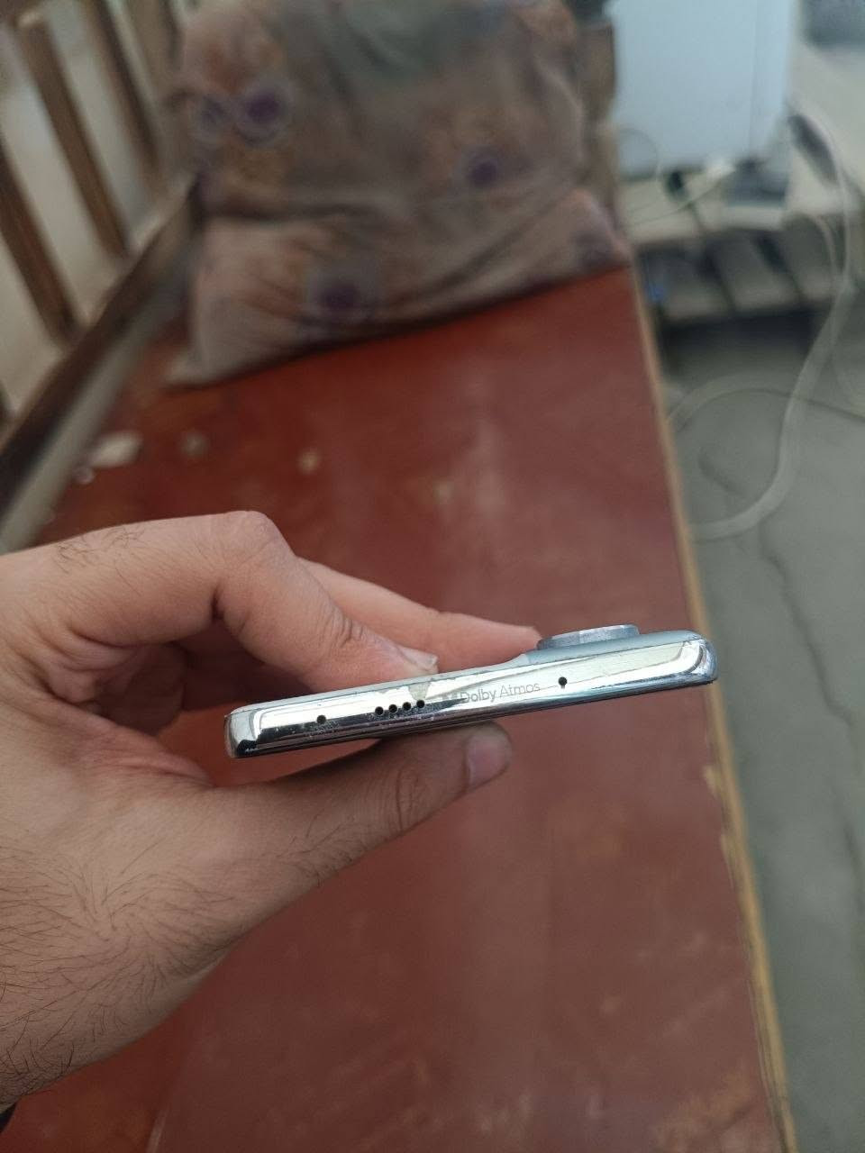السلام عليكم تكنو كامون 40 4G ابو الشاشة العدلة 
ذاكرة 256 ورام 8+8 نظيف كلش وكلشي مابي 
رايدة مراوس وي ريدمي 11 برو بلس او 12 برو بلس ذواكر 512 
او ريدمي نوت 13 برو بلس فايف جي 512 
العندة مستخدم خل ينورنا وكون ببغداد 
*********** واتس اب او اتصال 
***********

نص مكتوب في الصور:
- HiOS 16.2.0 Check for Updates My Phone Device Name TECNO CAMON 40 Storage Model TECNO CM5 CPU Helio G100 Ultimate RAM 8.00 GB+8.00 GB Rear Camera 50M OIS+8M Front Camera 32M Battery 5200mAh Screen 1080x2436