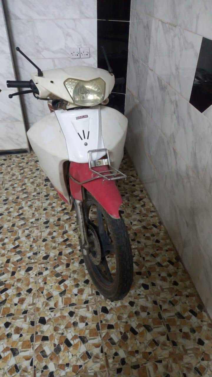 مكلف بالنشر للبيع لسعر ٤٥٠ وبي مجال
بي كير الثاني عته 
***********
