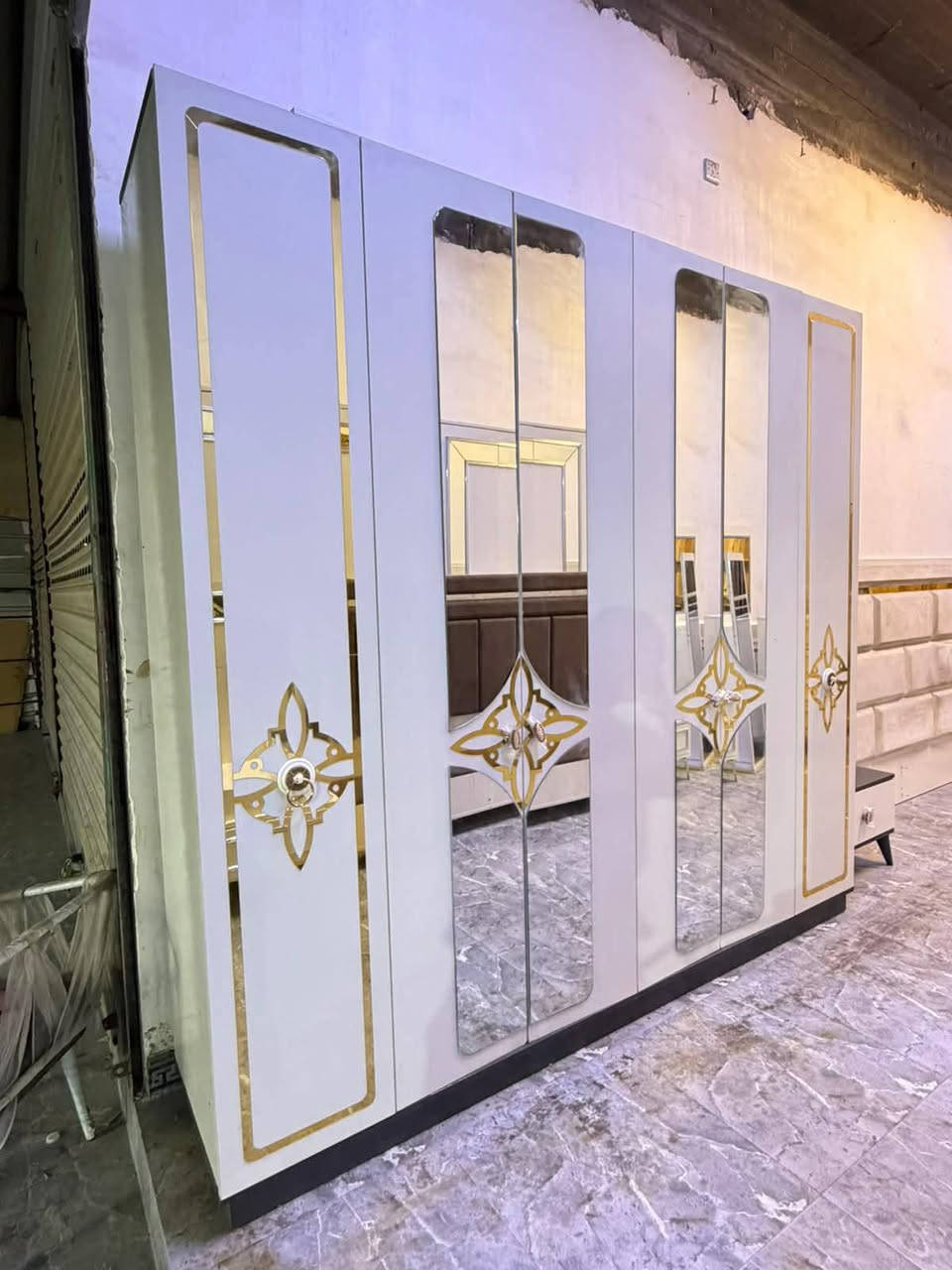 غرفه تركي 5قطع مع النقل والشد 475الف الشراي يتفضل واتساب ***********
