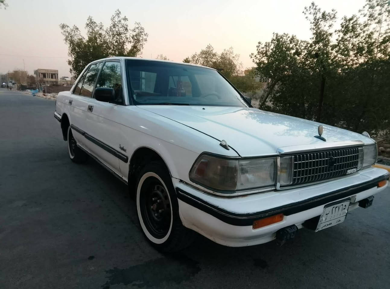 🫡سلام عليكم...سوبر سيدان ...موديل 1989...رقم بغداد باسمي.سنوية 2027 ..يسرة بلاد...مكينة ففتي .....مكينة وكير واكسن مكفولات ...كهربايات كله شغالة...تخم تاير جديد...صدر جديد ...تبريد ثلج 🥶...دوشمة جديدة...سيارة خير من الله... العنوان بغداد..رقم الهاتف ☎️***********

