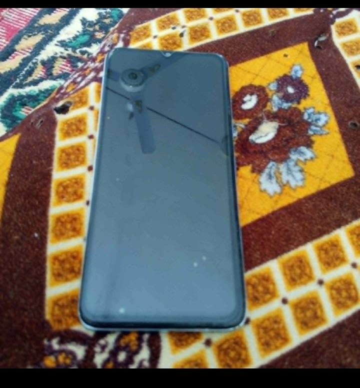 جهاز اللبيع  Infinix HOT 30i ذاكره 128 ***********
