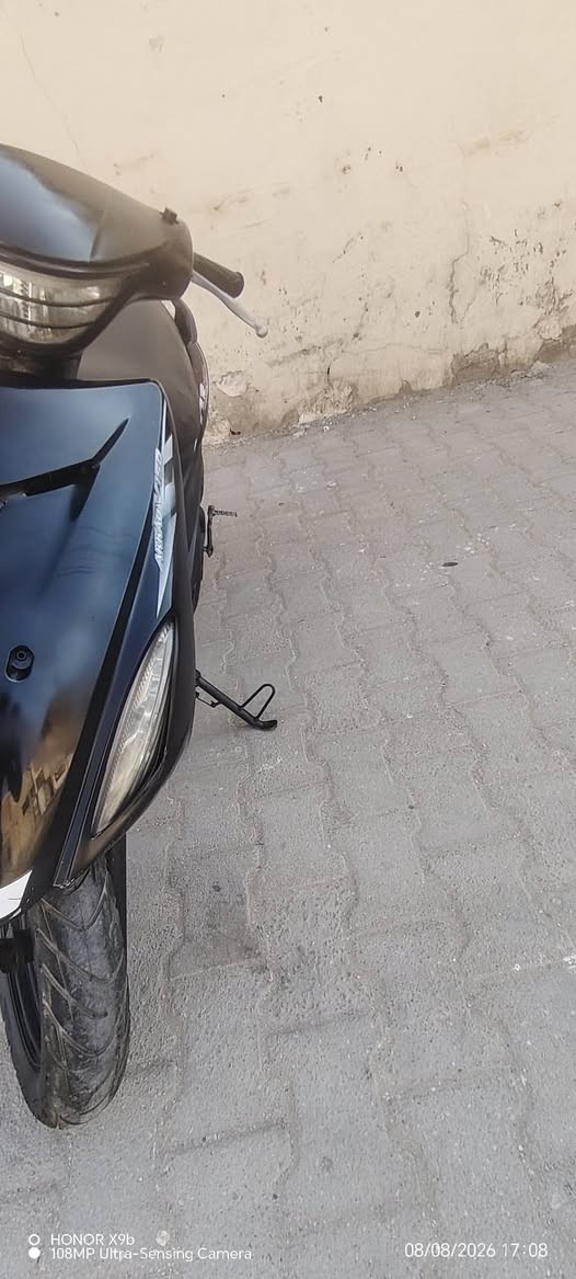 دراجه أدريس ياباني ما مفتوحه أحلى من الصور *********** سلف  لايتات شلعه معدل سعرهه 300 بيه مجال
