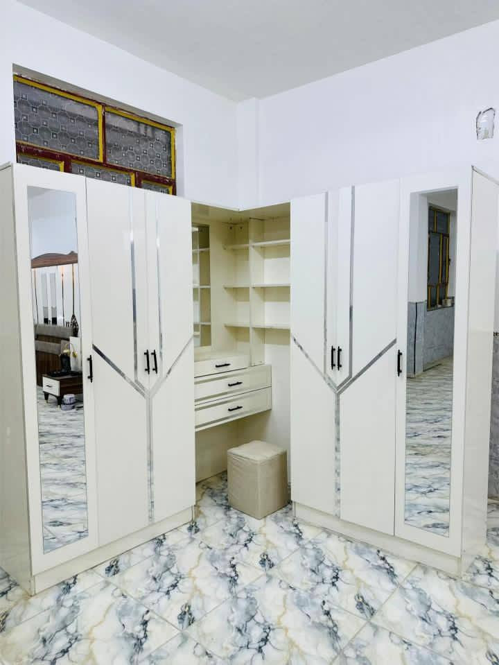 ✅ تصميم تركي عصري
✅ جودة عالية
✅ ألوان متعددة
✅ توصيل وشد مجاني داخل بغداد 
🚚 متوفر داخل بغداد والمحافظات 
للحجز اتصلو بينه ع هاذا رقم ***********
