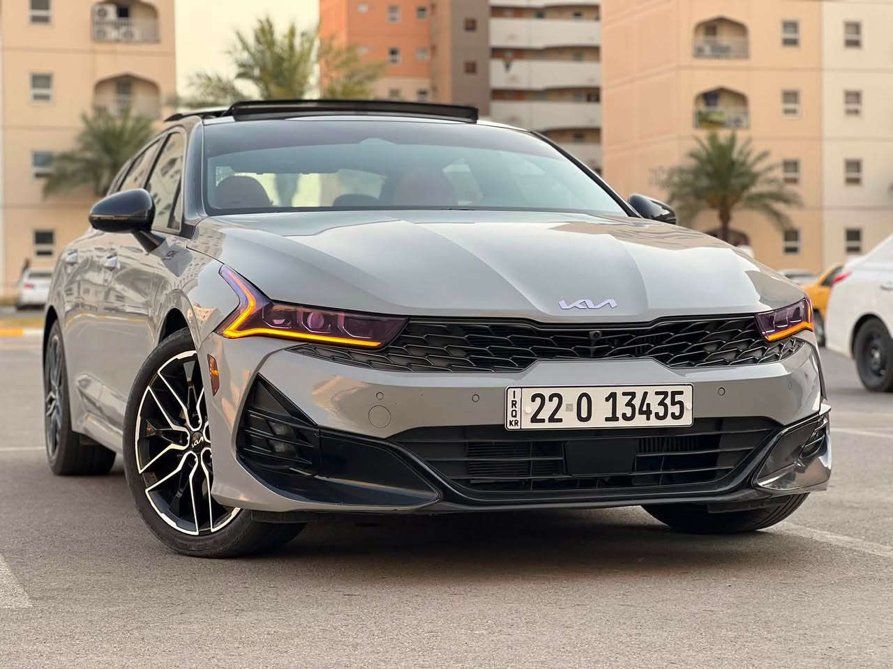 نــوع الــمـركـبة:- K5 - GT
الـــــمــوديــــل:-2024

حــجـم الـمـحرك:- Turbo 2500

الــــعـــــــــداد:27 الف ميل

الايــــربــاكـــات:-ستيرن 
القطع المصبوغة فقط بنيد بدون دواخل كفاله وبيها بارد بصندوك وتكحيل بسيط بالتكمة 

الـــــــوحـــــــة:- اربيل المرغوب ( شرط التحويل او وكالة  )
 
السعر 190$ وبيها مجال بسيط جدا

المواصفات 
- بصمه تشغيل + ابواب
- تشغيل عن بعد ( Remote Start )
- بنوراما فتحتين 
- داخل جلد ( جملي )
- كشنات كهربائيه للسائق والراكب مع خاصيه التخزين memory مع تدفئه + تبريد بالكشن مختم GT
- تدفئه بالستيرن + تحكم ستيرن جهـتين 
- شحن لاسلكي
- لايت زينون ٣ عدسات ديناميكي ذكي وحساس تشغيل لايت تلقائي  
- كشافات زينون
- بك لايت led متصل
- 5 كاميرات محيطيه 360ْ
- رادار امامي + خلفي + جانبي مع خاصيه العرض view
- نظام النقطه العمياء مع تحذير الاصطدام مع خاصيه التوقف التلقائي عند الرجوع للخلف
-حساسات امامي +خلفي عدد8
- مثبت سرعه ذكي تفاعلي مع الرادار 
- نظام كشف حركه المرور الخلفيه توقف ذاتي عند مرور شخص او سيارة من الخلف 
- مساعدة البقاء في المسار في حال عدم الانتباه 
- مساعد الخروج الامن عند فتح الابواب 
- شاشة وسطية 10.25 إنش تدعم Apple CarPlay & Android Auto 
- خاصيه التحكم بصوت المحرك عن طريق الشاشه Active sound design ٣ وضعيات 
-نظام صوتي محيطي من شركة Boose العالمية عدد 12 سماعة
- درايف مود ٤ وضعيات للقياده 
‏Normal,sport,sport plus ,custom 
- نظام ترحيب عند الاقتراب فتح الاضواء والمري 
- فتح الجنطه عند الاقتراب
- مري شفط + قلاب عند الرجوع للخلف 

العنوان:-بغداد-كرادة ***********
