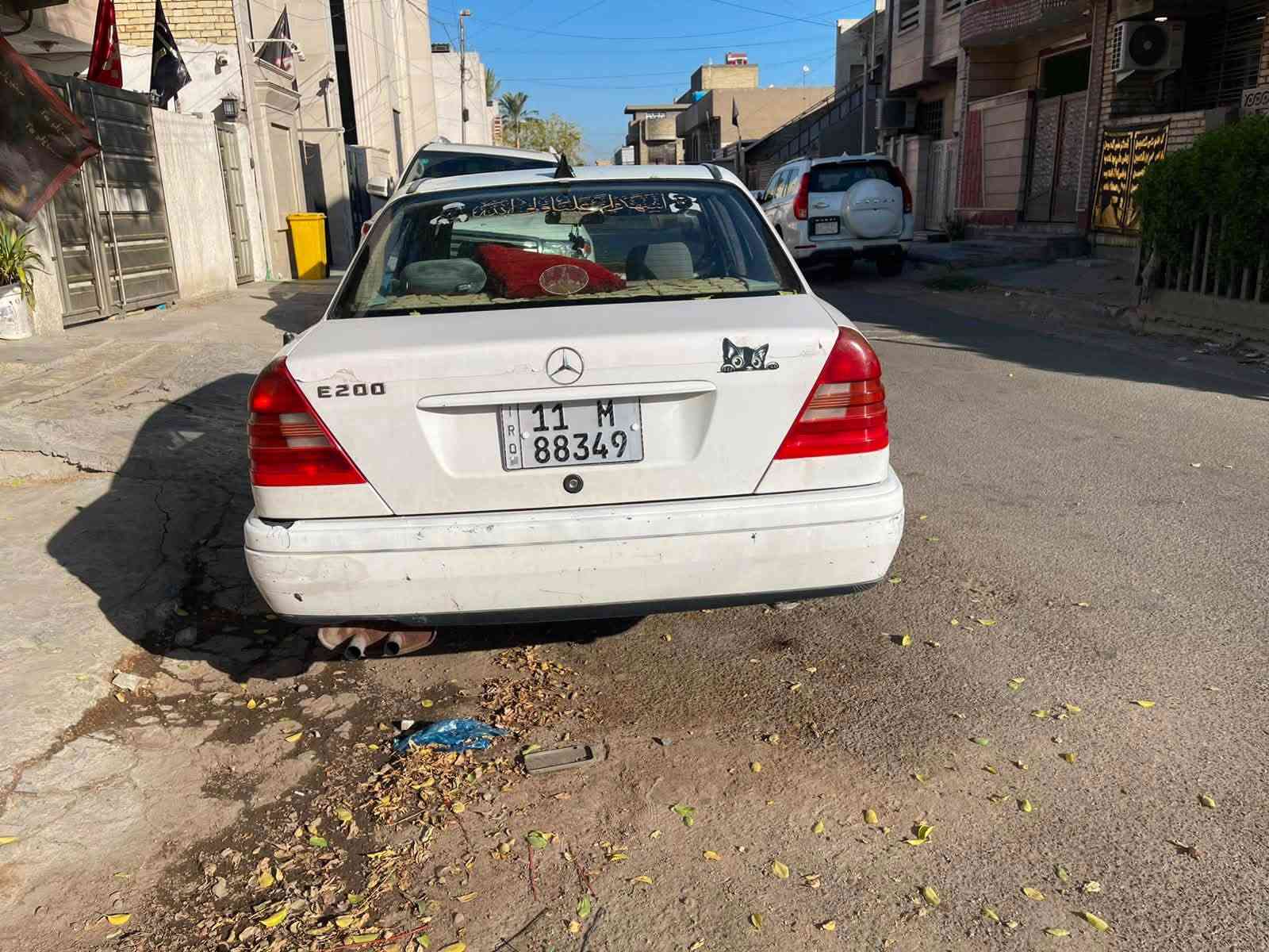 مارسدس e200 
محرك بلادي 
موديل 1987 
رقم بغداد الجديد 
هزه لشهر ال 11
تحويل ثاني يوم 
گير ومحرك نضاف 
تخم تاير جديد 
السياره يرادلها ترتيبات بسيطه  
السعر 35 ورقه وبيها مجال بسيط  
مكاني بغداد حي الجهاد 
اي استفسار ***********
