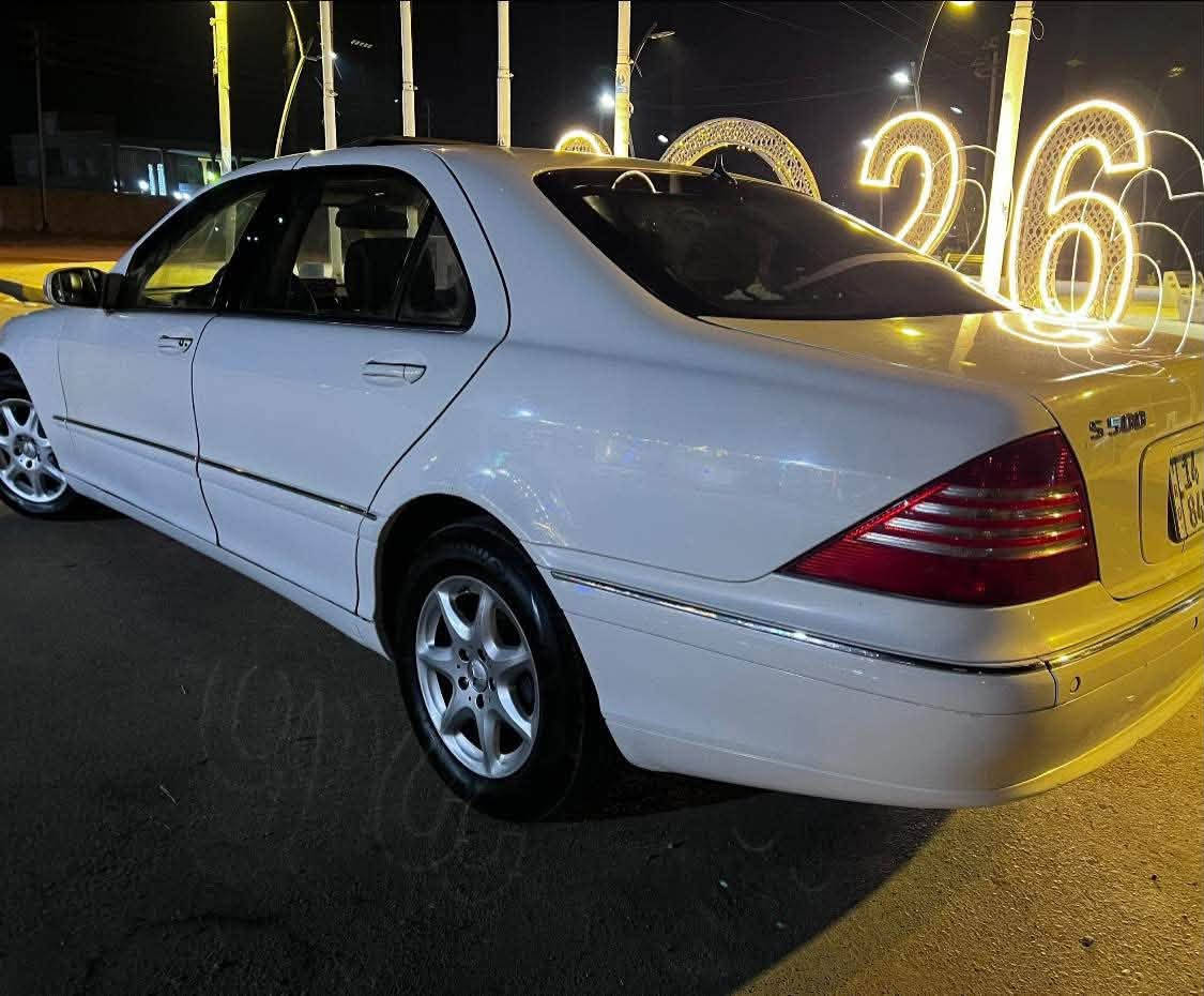 تحية طيبة
للبيع او مراوس

مارسدس قواصه

مديل 2001 اصل 

مكينه S500

رقم بصرة انكليزي بأسمي 

السيارة فول مواصفات 

تبريد تدفئه شغالات 

لايت زنون متحرك 

مكينه وكير جدد 

جكات تصعد وتنزل 

السيارة كفاله من الحادث فقط رشات صبغ 

سيارة كلها بوضع البلاد وكلشي بيها شغال 

ومواصفات القواصه معروفه 

مكان السيارة البصرة 

سعر السيارة 105
رقم الهاتف ***********

نص مكتوب في الصور:
- 11:03 م