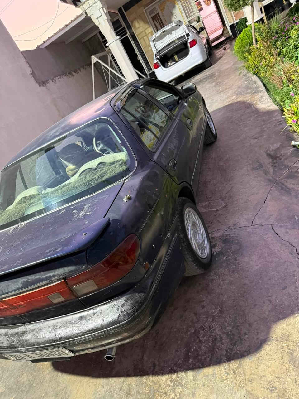 يا الله سيفيه للبيع موديل 93 محرك وكير مكفولات لا تنقيص ولا تبخير تخم تاير جديد صدر امامي خلفي جديد سنويه مجدده 30 هزه جديده شرط التحويل المكان ديالى الخالص الاسود السعر   ٢٣.   وبيها مجال رقم الهاتف ***********. اسيا***********
