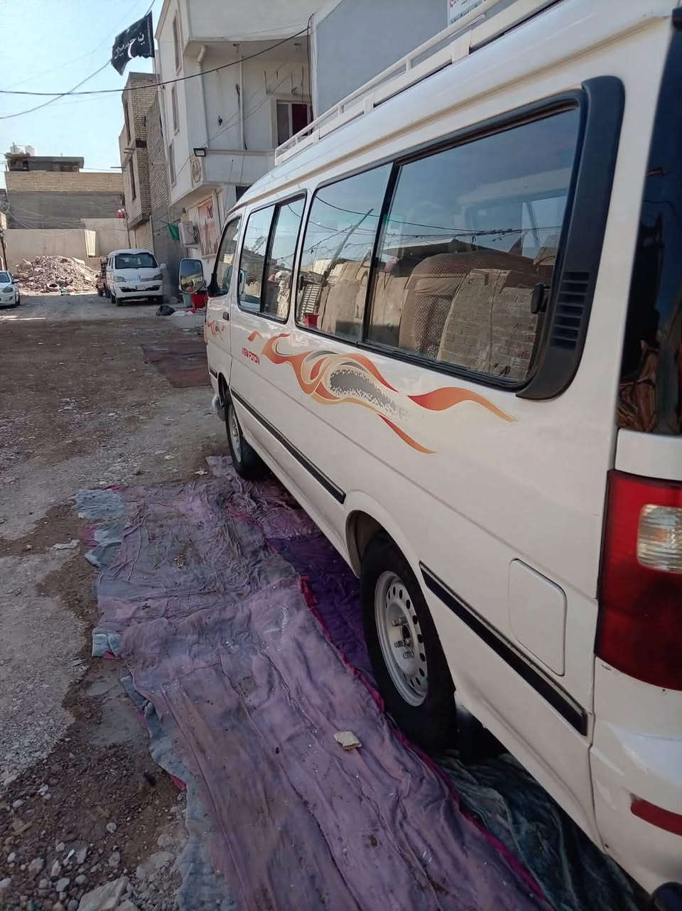 فتون لبيع مديل ٢٠١٧كفاله عام من الصبغ مكينه كير اكسل بطن جاهز مكان بغداد البلديات مكلف بلنشر السعر ١١٢

رقم صاحبه ‭***********‬
