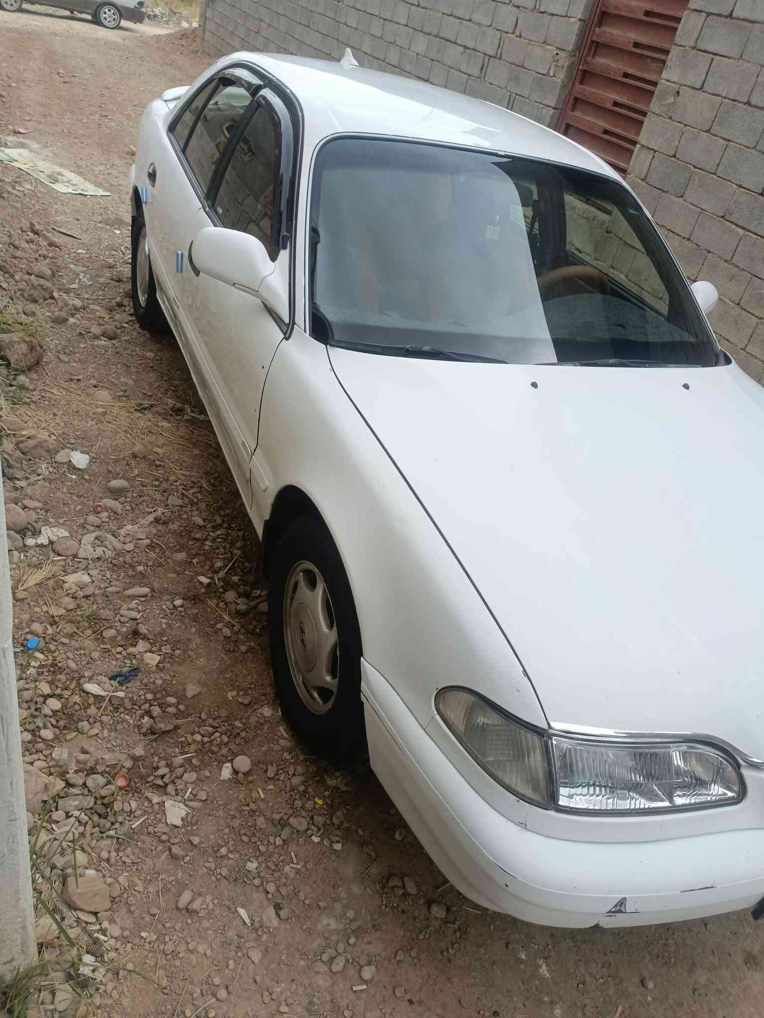 سوناتا للبيع موديل ٩٥ بغداد دولي سنويه جديده هزه جديده بدون ضربه اوتو ماتيك كهربائيات كله شغاله سنتر لوك تخم تاير كير مكينه كفاله سياره جديده السعر 43 وبيه مجال الاتصال ***********
