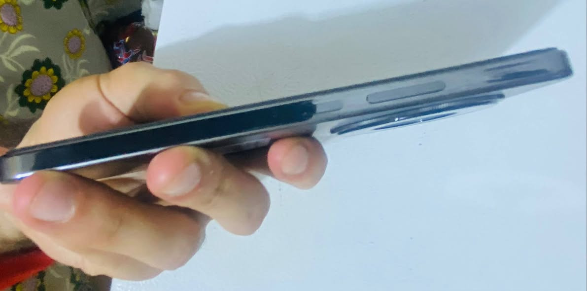 السلام عليكم
جهاز HONOR X9d ذاكره 256استعمال شهر واحد للبيع 
السعر وللاستفسار أكثر الاتصال على الرقم
***********
