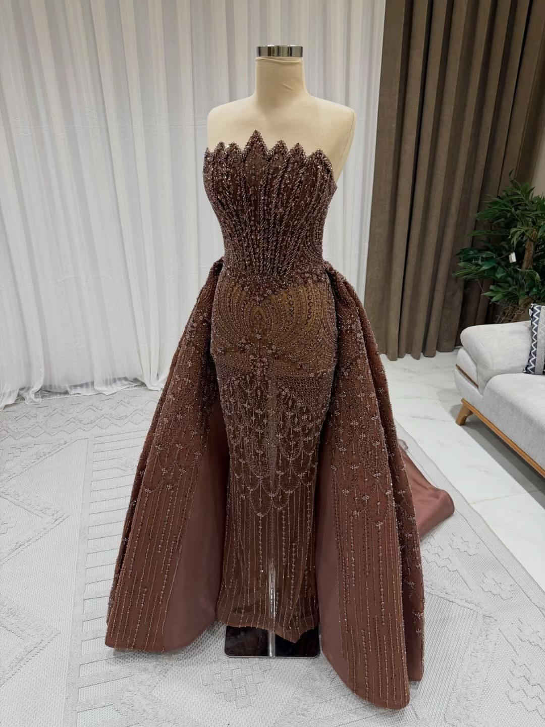 دار إيلا لتاأجير بدلات الزفاف والمهر والحنه 🤎👰 عنونا بغداد م آلصدر الكياره قطاع 69استفسار اكثر واتساب ***********#أضيفي_لجمالك_لمسه_فن_معنا💫✨ #بدلات_سهره #بدلات_عرس 
