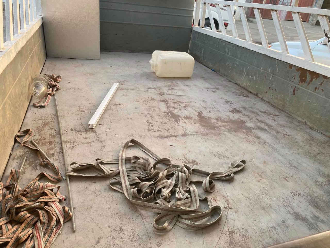 سەرەتا بە نەوی خوای گەورە 
‎كيا براوه ٢٠١٣
‎بؤ فرؤشتن كيا ٢٠١٣ براوه
‎مه كينه ٣٠٠٠ سؤپه رى مەکینە رەش مەرخوب
‎بیلاد ٢٠١٣ شاشەی ئایپاتی بؤ بەسراوە و کامئرەیە 
‎مەکینە گیر اکسل بە شەرت
‎٦تایەی لۆکی لەژێرایە قترە رزیوی نیە بئ 
بەس شوێن بڕاوەکانی بۆیاغە
بەزەمانی ٣ تەن کە هیچ کێشەیەکی نەبێ
‎تەقەو رەقە بەشەرتی فیتەر
‎ناو بؤدی و چەمچەی لەسەرە
شوێن ڕانییە
نرخ 65  مەحامەلەیەکی برایانە 
ژمارە موبایل ***********
وەتسئەپ و ڤایبەریشی لەسەرە
