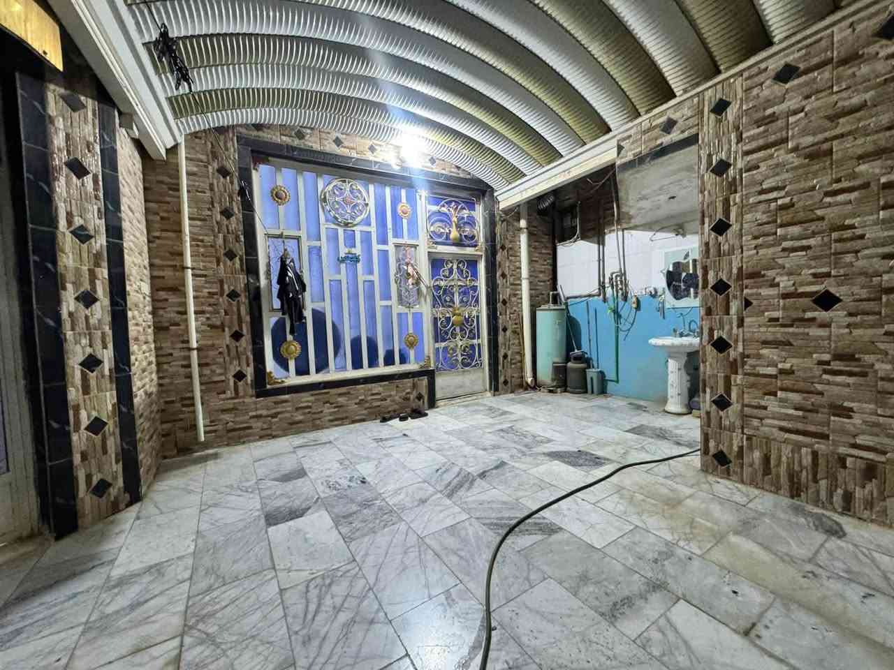 🏡 دار للبيع في حي الباقر

📐 المساحة: 250 م
🏠 الدار طابقين
💰 مطلوب: إسكان

🔹 الطابق الأول:
• غرفتين
• صالة
• استقبال
• منور
• حمام
• حديقة
• مطبخ

🔹 الطابق الثاني:
• غرفتين
• صالة
• حمام

📍 الموقع: حي الباقر، خلف الصيدلية

📞 للاستفسار:
***********

📩 أو مراسلة الصفحة

