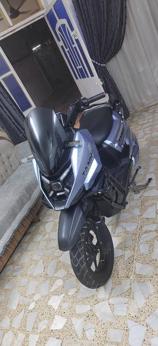 شحن • ٨ بطاريات • موديل ٢٠٢٦