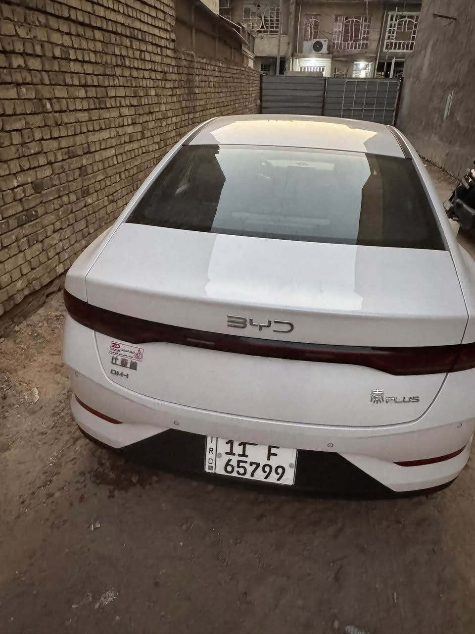سلام عليكم للبيع BYD كن بلاص  موديل 2025 ماشية 7 ألف كفاله عامه عنوان السيارة بغداد السعر 21 مليون 
الهاتف ***********
