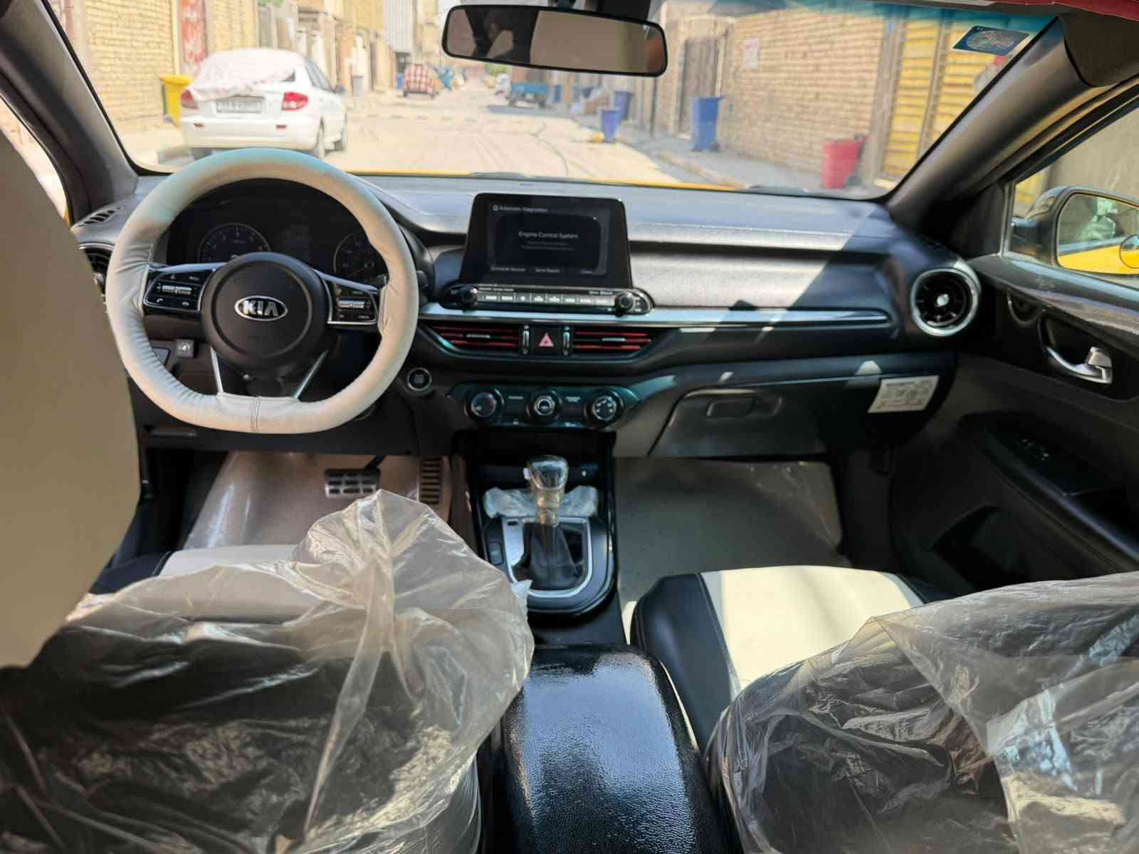 فورتي للبيع مديل 20 السيارة جاهزة
كير مكينة مكفولات صدر أمامي خلفي جديد 
تخم تاير جديد السيارة فول موصفات 
مصفرة هية وغرامات رقم بغداد بسمي 
حادثهة جاملغ أمامي وجاملغ خلفي بدون دواخل 
منضومة غاز جديدة تبريد ❄
السعر   120 مكاني بغداد البلديات 
***********
