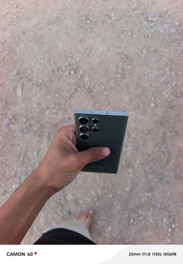 اللترا S23
جهاز نضيف ع وضعه بلادي ممبدل بي اي شي 
ما عده هاي الضربه موضحه بل صورة ممأثر ع اي شي ومو مبينه ملحقاته بس الشاحنه ويه 
السعر 680
***********
