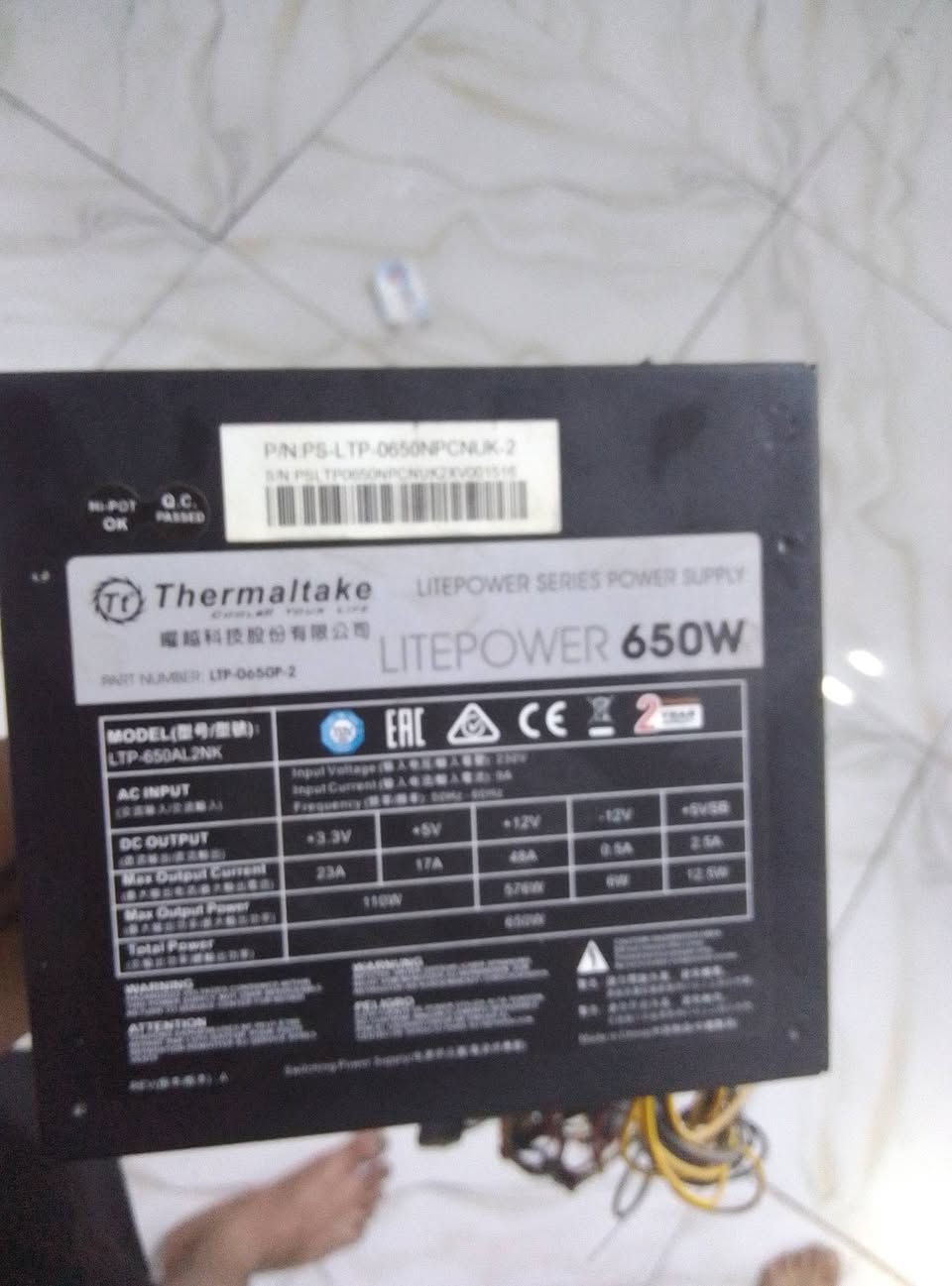 باور سبلاي Thermaltake Litepower 650W الأصلي
* نظيف وشغال وبحالة ممتازة مع كافة الفيش والأسلاك الأصلية كاملة.
 * طاقة حقيقية وثابتة 650 واط ومناسب جداً للتجمعات المتوسطة والقوية.
 * السعر: 40 ألف دينار 
***********
