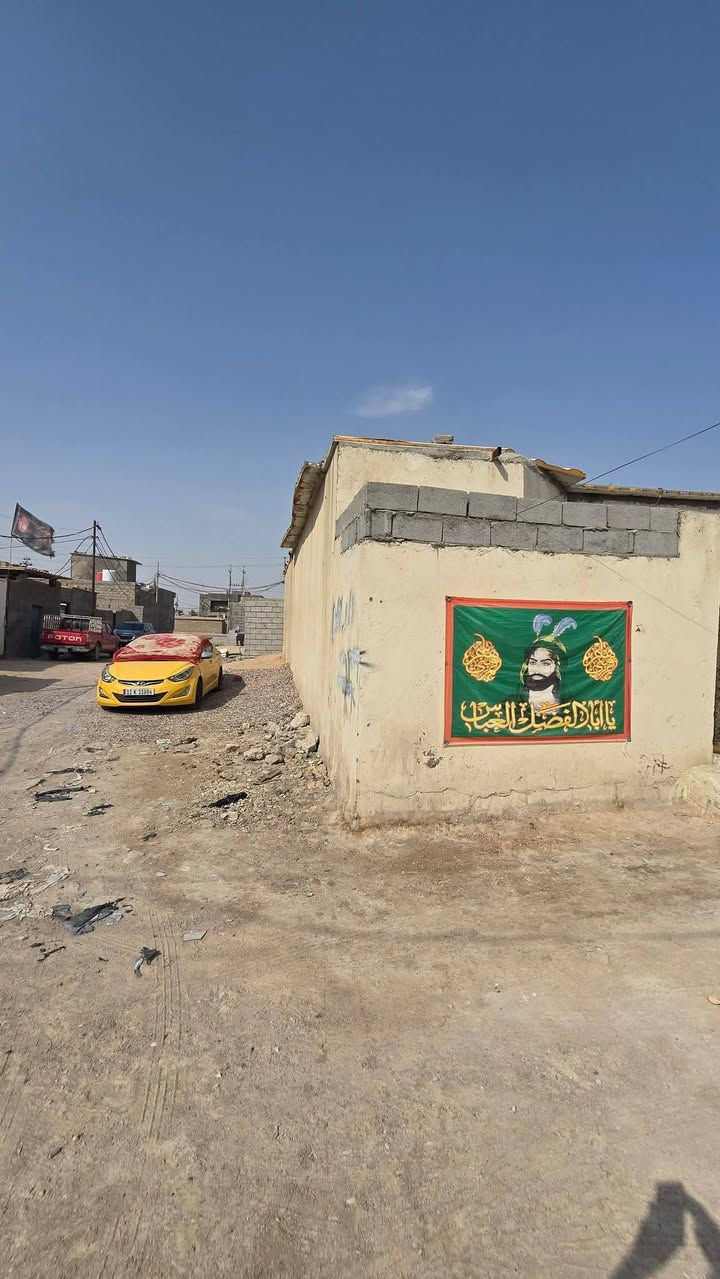 يتوفر بيت اللبيع
العنوان ابي الخصيب شارع الوصطي قرب مدارس الصفرة 
نوع العقار وقف سني ما مسجل 
بس موجود اسمة بل وقف 
ويتعهد البايع عشائر ودولة في الرسميات 
يتكون من 2غرف 
صالة كبيرة 
ديوانية مطبخ صحيات   
البيت كلة سندويج 
وسراميك  وسقف ثانوي 
المساحة 200متر 
يبعد علا شارع العام 100متر 
سعر 40مليون وقابل التفاوض 
ستفسار ابو عباس 
***********
