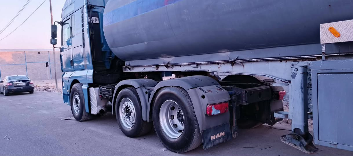 🚛🔥 للبيع |  مان MAN فول مواصفات موديل 2007 🔥🚛
إذا تدور على سيارة مان قوية وعملية للشغل، هاي فرصتك 👌🏻

✅ MAN فول مواصفات
✅ موديل: 2007
✅ سنوية جديدة
✅ تانكي مربوط عليها
✅ جاهزة للعمل والاستخدام
✅ سيارة عملية ومناسبة للشغل والنقل 💪🏻

📍 العنوان: السليمانية – كلار
📞 للاستفسار والتواصل: ***********

🔥 السيارة جاهزة، والفحص للجادين 🔥
