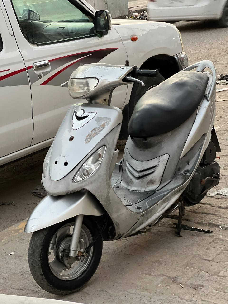ماكس منغولي  دراجه نضافه ميه من ميه يعني ما ماشيه دراجه ختم واحد وي مكينه سلف هندر كهربائيات كله شغال من الطول لطول يعني طك سلف تتوكل شراي تعال خاص لو تريد واتساب ***********
