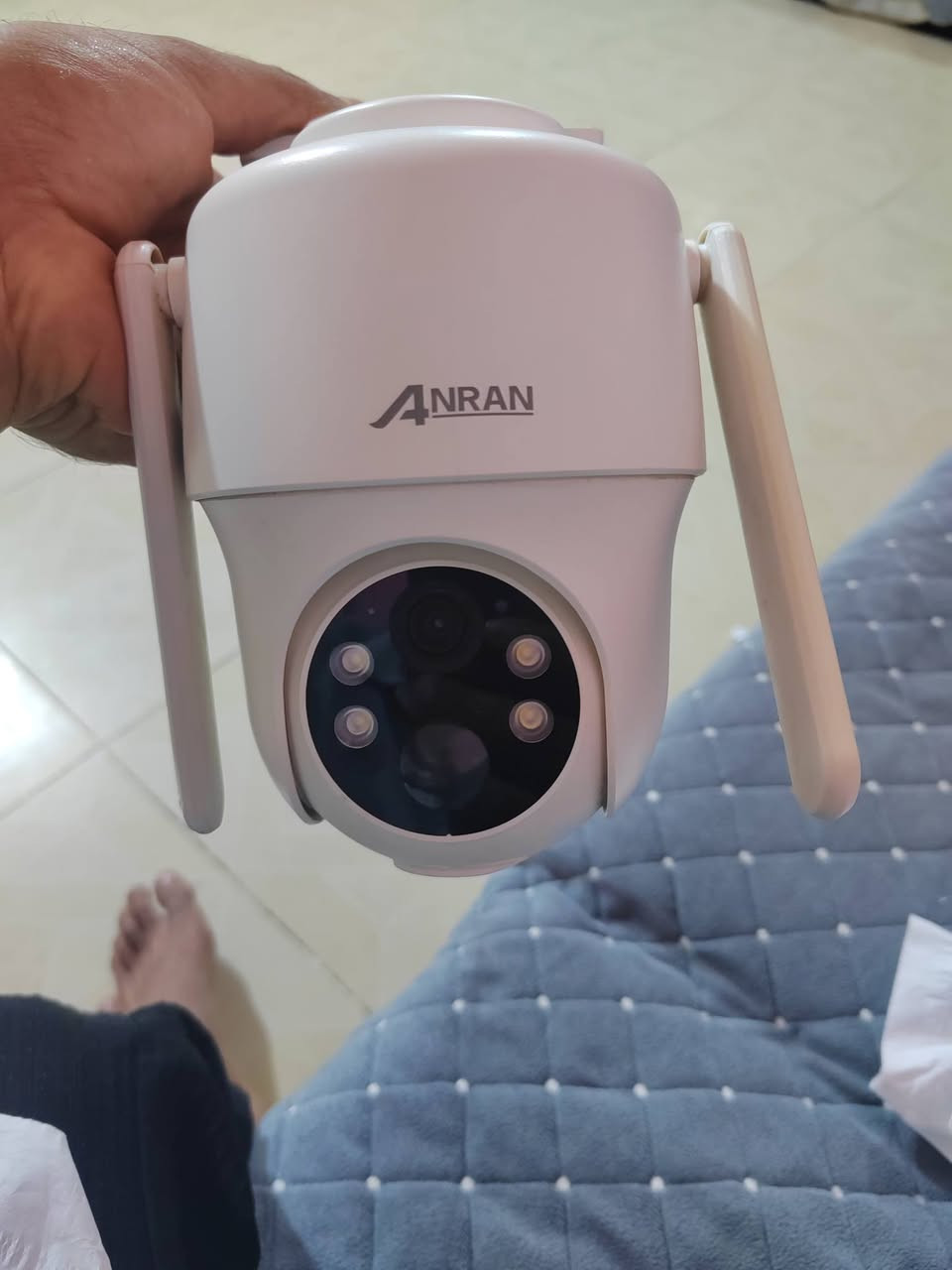 بيع كامره ع طاقه الشمسيه مع لوح خاص بها استخدام ٣ أشهر شغاله شرط ع فحص ماركة ANRAN تحتوي ع شريكه وكذلك رام دخل خاص وتدلل
***********

