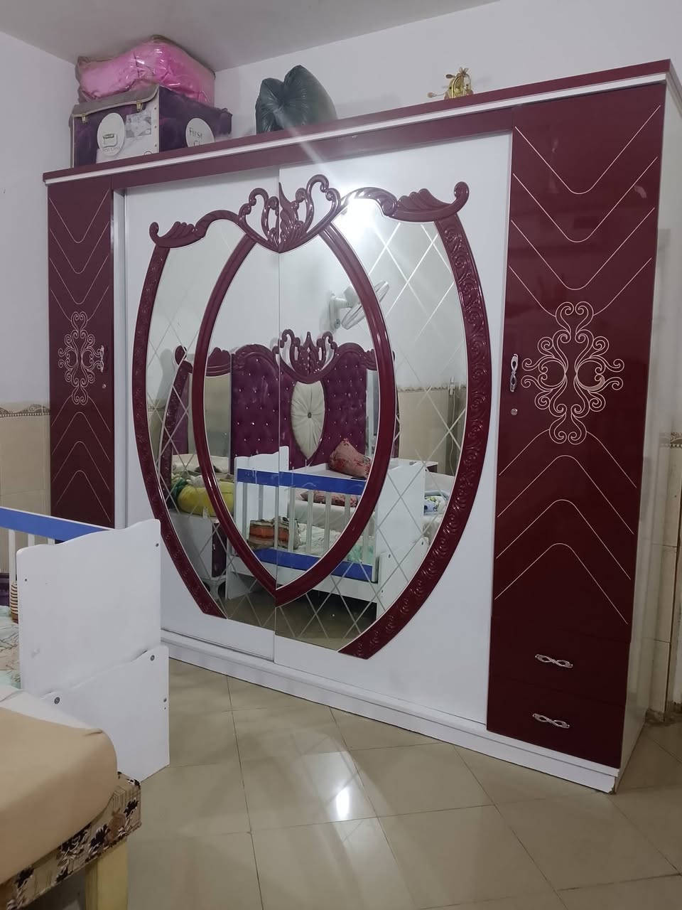 غرف تركيه لبيع سعره 500وبيه مجال تسع قطع نضيفه مكاني كربلاء طويريج 
***********
