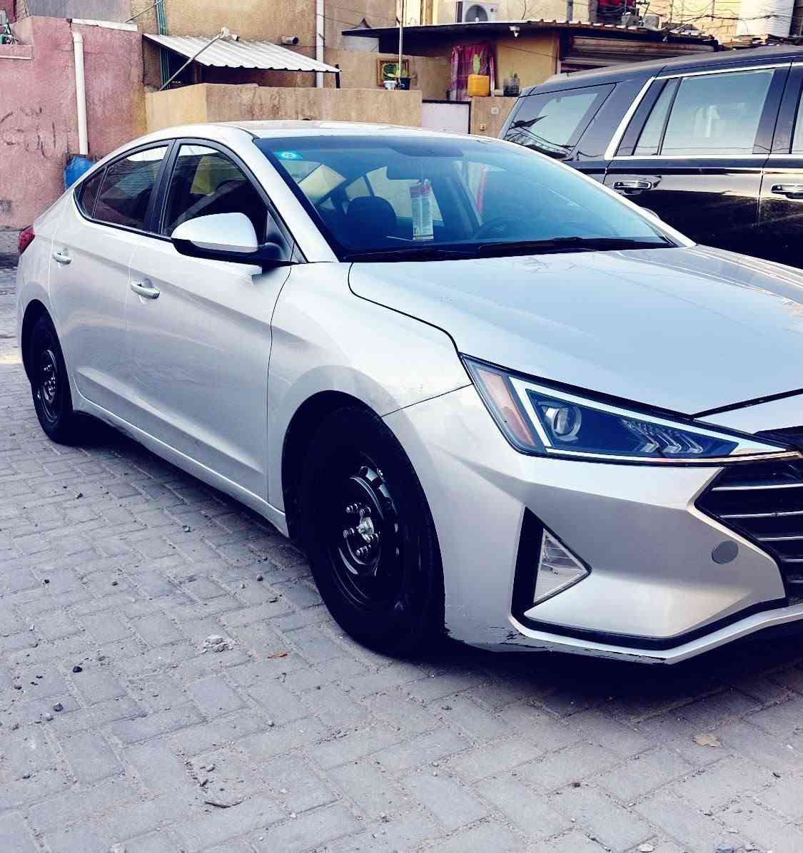 يالله السلام عليكم النترا موديل 2019 وارد امريكي بصره حره حادثه تقرير مياه امطار مكفوله من ضربه وصبغ وتبديل محرك 2000 دوش ماشيه 108 حداده تبريد محرك كير نعمه وبيها طخه بلدوسه وبيها بارد فقط السعر 118 وبيها مجال قليل عنوان البصرة مكلف بلنشر رقم راعي السياره ‭*********** البصرة, العراق
