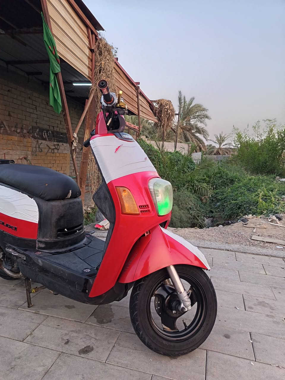 ماكس بوليسي نوزل دراجه مفتوحه بوشه 55 والكفر مبدل تجاري ودراجه بيهه تزويد بلادي بيهه صدر امامي رياضي بلاد وبيهه دبل خلفي رياضي بلاد وبيهه قبق كلجات رياضي بلاد وبيهه سلف بلادي كوسو وبيهه قبق بانزين تزويد بلادي وبيهه كزوز صجمي بلاد وبيهه كلجات رياضي بلاد دراجه حلوه ما ناقصهه شي بس تاير الوره شويه تعبان ونقص بريك امامي فقط بدراجه نكره سلف وشلعه تحك تبليط شرط ومعدل اخلي ابو الإيراني يلم حصو دراجه كهربائيات كامله من طول لطول اشاير سلف لايت بك لايت كله كامل والعينه من نزلتهه من الحاويه عطلانه دراجه مديل 2008 سعرهه 775وبيهه مجال لان دراجه جايبهه بمليون و50 وذاب عليهه خير من الله لتفيده يتصل *********** مكاني قرنه بني منصور
