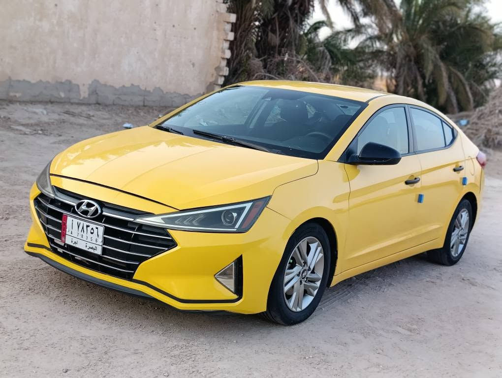السلام عليكم
هونداي النترا موديل 2019 رقم بصره حره تحويل ثاني يوم وارد امريكي ضربته بنيد و جاملغ تبديل والباقي كفاله عامه مكينه 2000 دوش مامفتوحه كير At  مكينه وكير وحداديه وتبريد ثلج تخم تاير سياره جاهزه سياره نص فول تحكم بل ستيرن دسك خلفي و امامي حساسات خلفيه و ماميه شاشه كبيريه گامره دواره مانع انزلاق شفادات ويل گب منضومه زنون وباقي الموصفات معرفه سياره ماشيه 117 حقيقي مكان سياره ناصريه سعر 113 وبيه مجال قليل رقم الهاتف *********** وانه مكلف بل نشر البصرة, العراق
