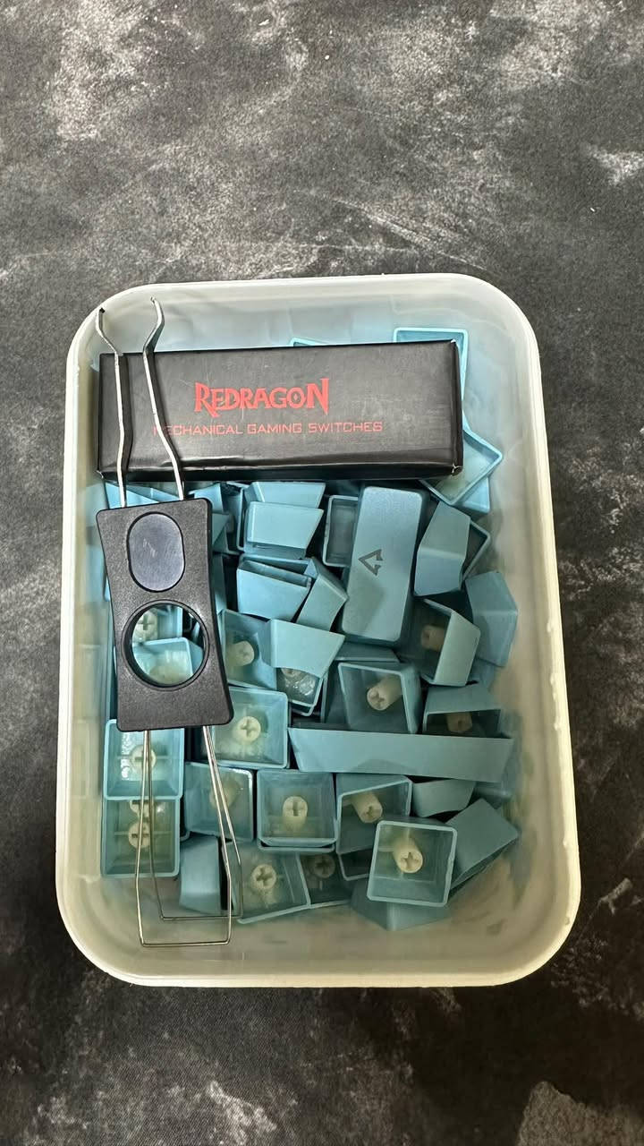مراوس بf75

او للبيع ماوس وكيبورد ب 50 ويه التوصيل  

كيبورد redragon castor pro وايرلس 

ماوس لوجتك g203

سيت كي كابس سمائي وسويتشات اضافية  

***********
