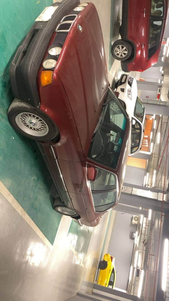 اعادة نشر بسبب الوعود الكاذابه السلام عليكم بيع مستعجل بسبب ضرف بي ام 730موديل 92 مكينه او كير خير من الله تبريد ثلج سياره حلوه او جاهزه تخم تاير فتحه السعر ب 61 اوبيها مجال او رجائن ال ميشتري لا يكسر ب الحلال للتواصل ***********
