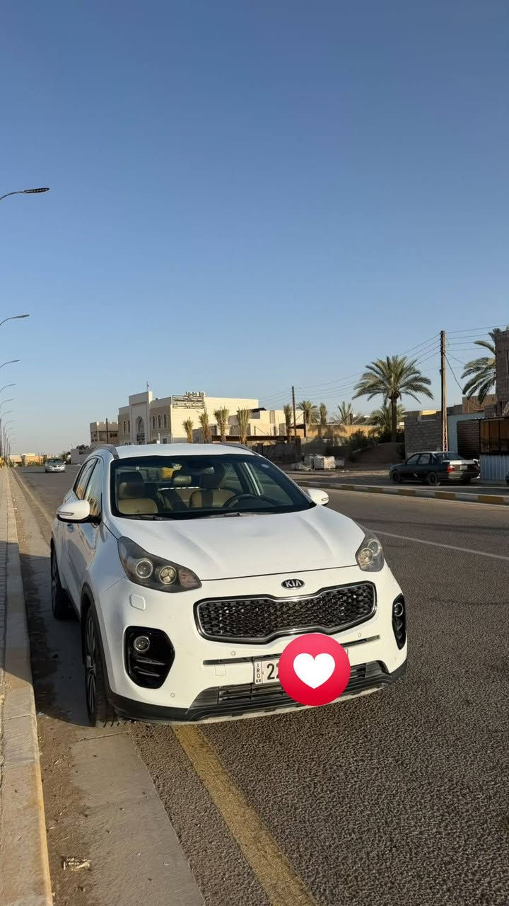 🚘 للبيع كيا سبورتاج 2017 خليجي
للبيع سيارة كيا سبورتاج موديل 2017، مواصفات خليجي، رقم أربيل نظيفة حيييل وصورها موجوده 

🔹 الموديل: 2017 
🔹 المواصفات: خليجي /ممشاها 180
 🔹 رقم السيارة: أربيل بأسمي 
🔹 الحالة: بيها بارد بالباب كد شبر، وخشم البونيت بيه شوية بارد
  ∆مكان السياره سامراء 
  ∆السعر : 157 وبيها مجال بسيط 

📩 للاستفسار ، الاتصال***********
