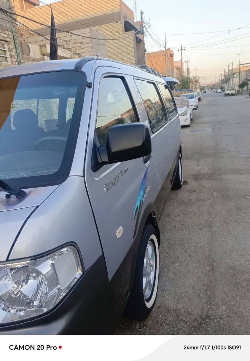 منغولي مسكر للبيع كفاله سياره جديده بس باب السايق و سلايت مرشوشات جماليه تبريد حداديه مكان نجف *********** يم حسين الخالدي
