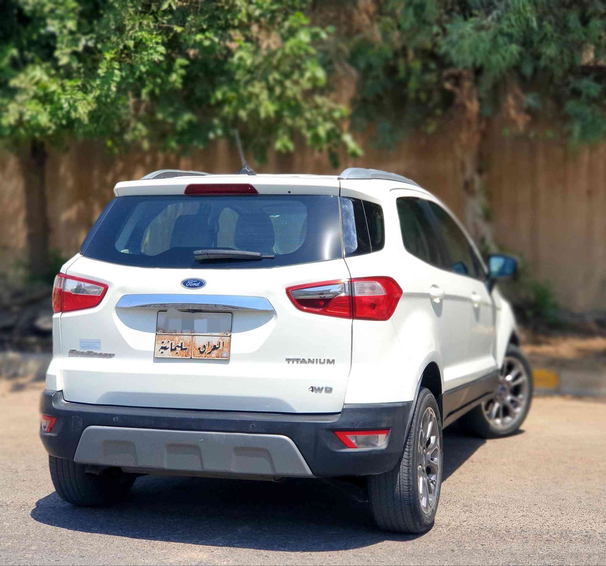 FORD eco sport ــ TITANIUM 
مودیل 2019
المسافة المقطوعة 90 mile ـ ماوەی ڕۆیشتن
مواصفات TITANIUM فول فول
سقف بانوراما
2 قطعة صبغ بدون دواخل (جاملغ امامی  + بونیت)
ایرباگ ستیرن و برده سیستم 
محرک 4 سلندر ، مامفتوح بشرط
دبل اکسل AWD
کامیرا و شاشە كبیرة
بصمة تشغيل
مقاعد جلد و کهربائي و خزن
مقاعد امامیة هیتر
ستیرن هیتر
سماعات نظام sony
کود بالباب
تحکمات ستیرن فول
شفتات بالستیرن
لایت اوتو
لایتات فول LED 
کیر ـ محرک ـ تبرید ـ تحویل بشرط
علیها غرامە ۱.٤۰۰.۰۰۰ الف دینار مرجوعة
سعر : 95 ورقە و مجال قلیل
مکان السیارە : اربیل
***********
واتساب + فایبر

